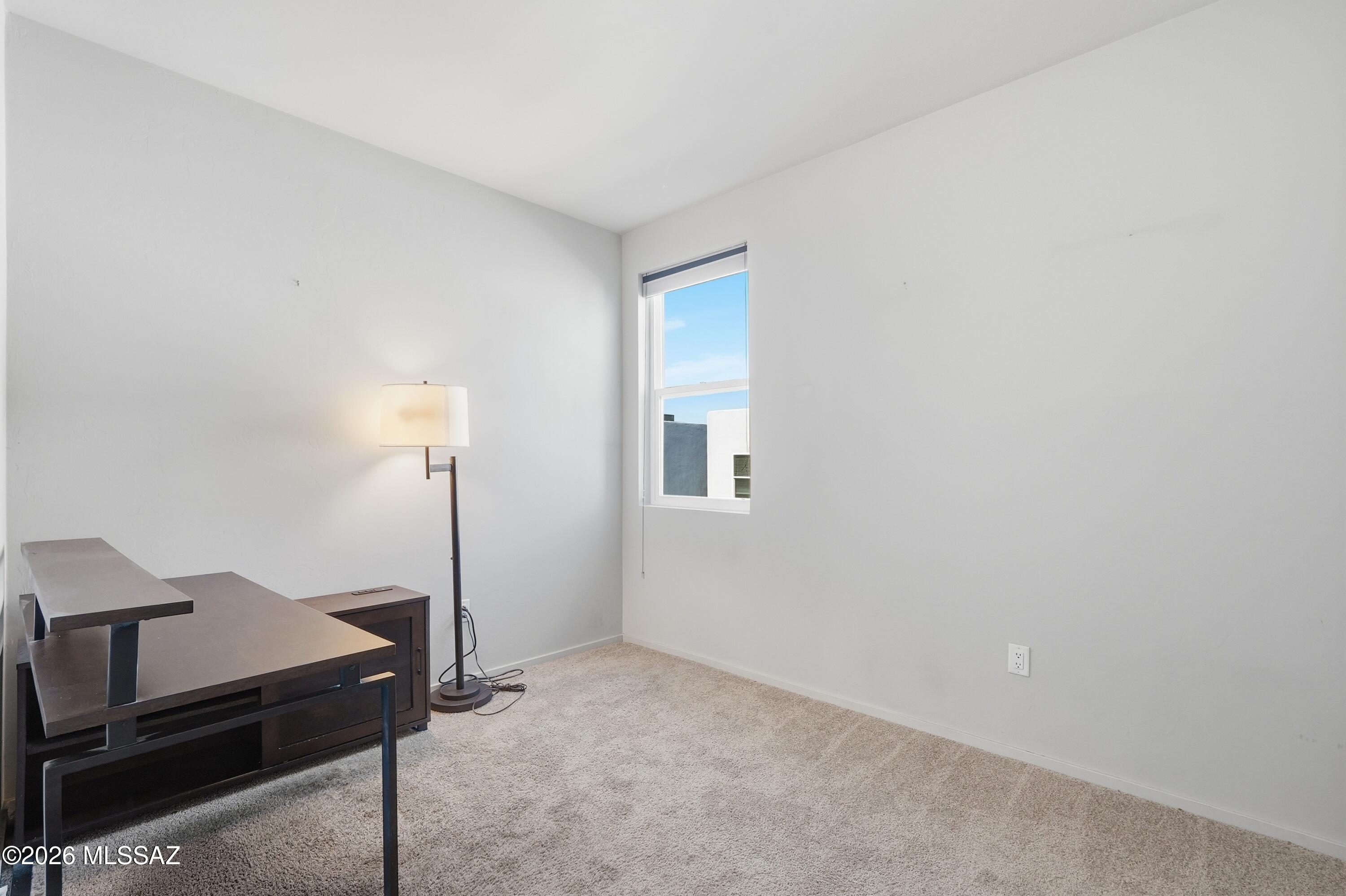 Camino Modern SQ20180120608 - Residential