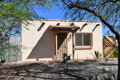 Photo of 3044 N Dale Avenue, Tucson, AZ 85712 (MLS # 22624313)