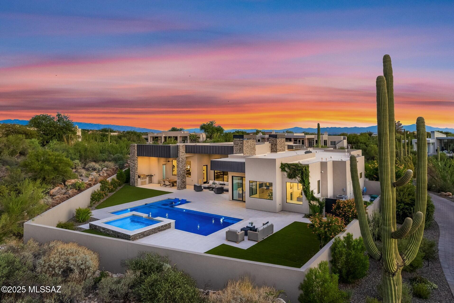 1704 E Sanctuary Cove Way