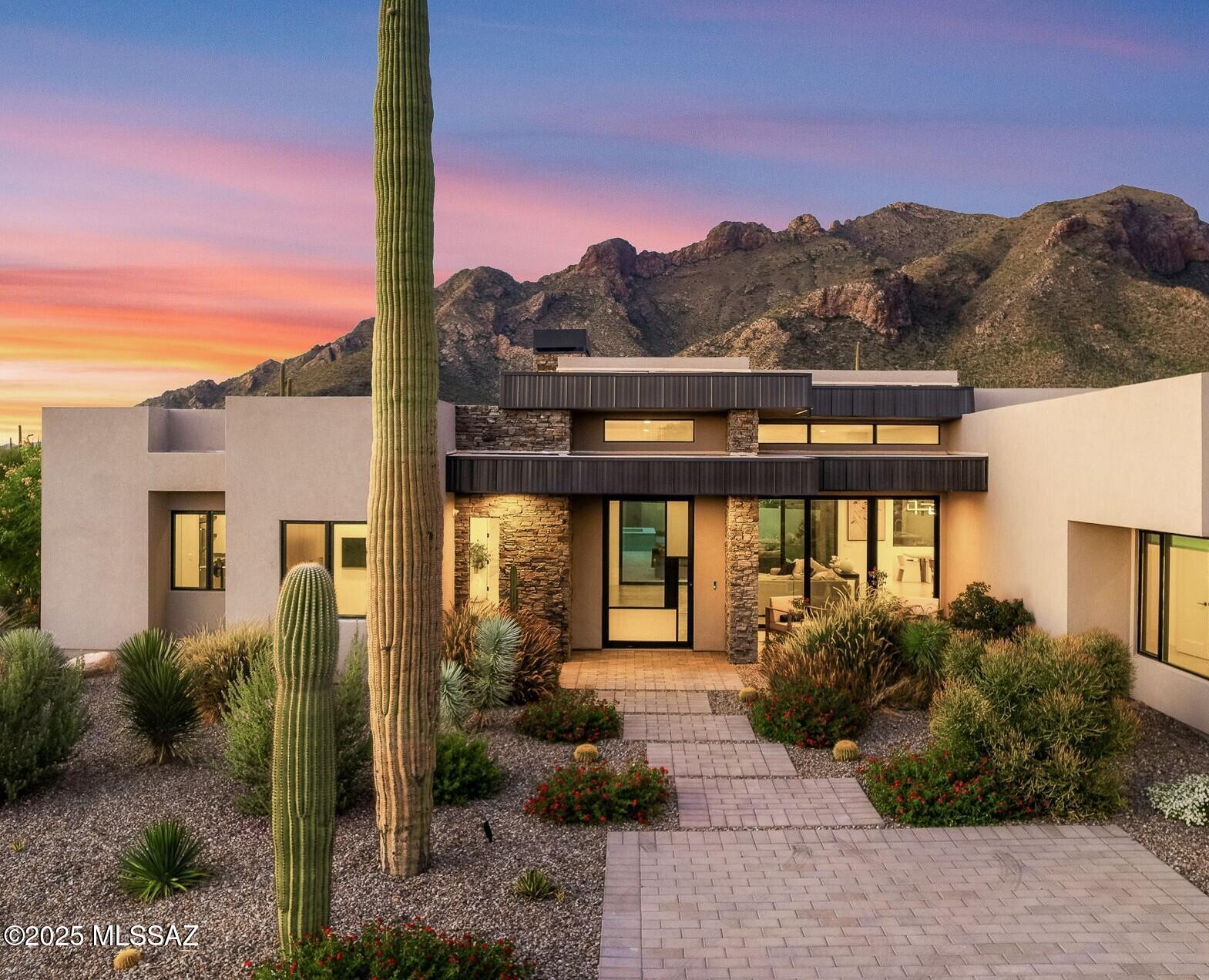 1704 E Sanctuary Cove Way