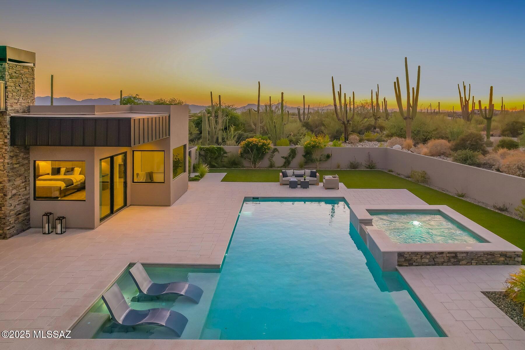 1704 E Sanctuary Cove Way