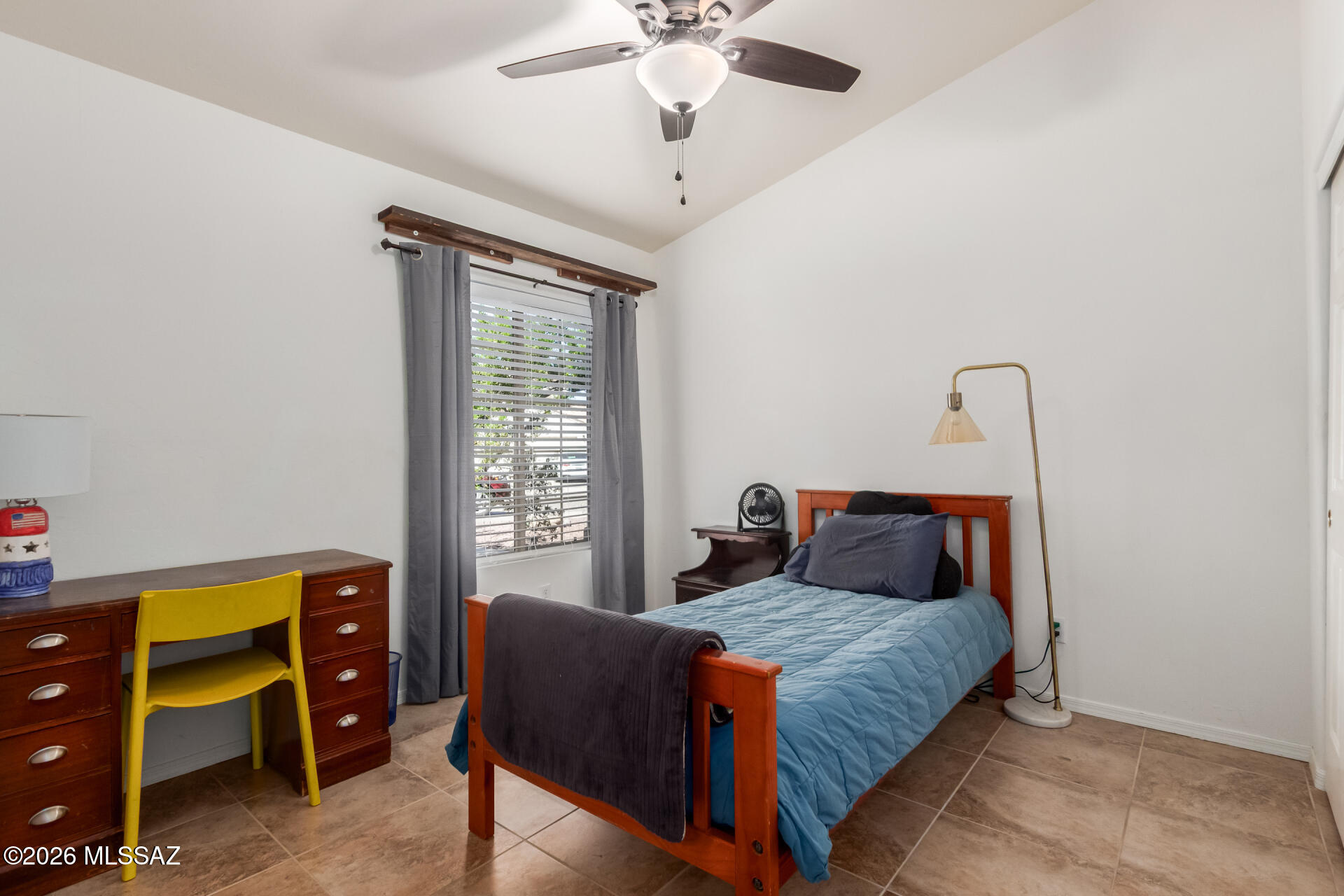 Las Lindas(1-76) - Residential