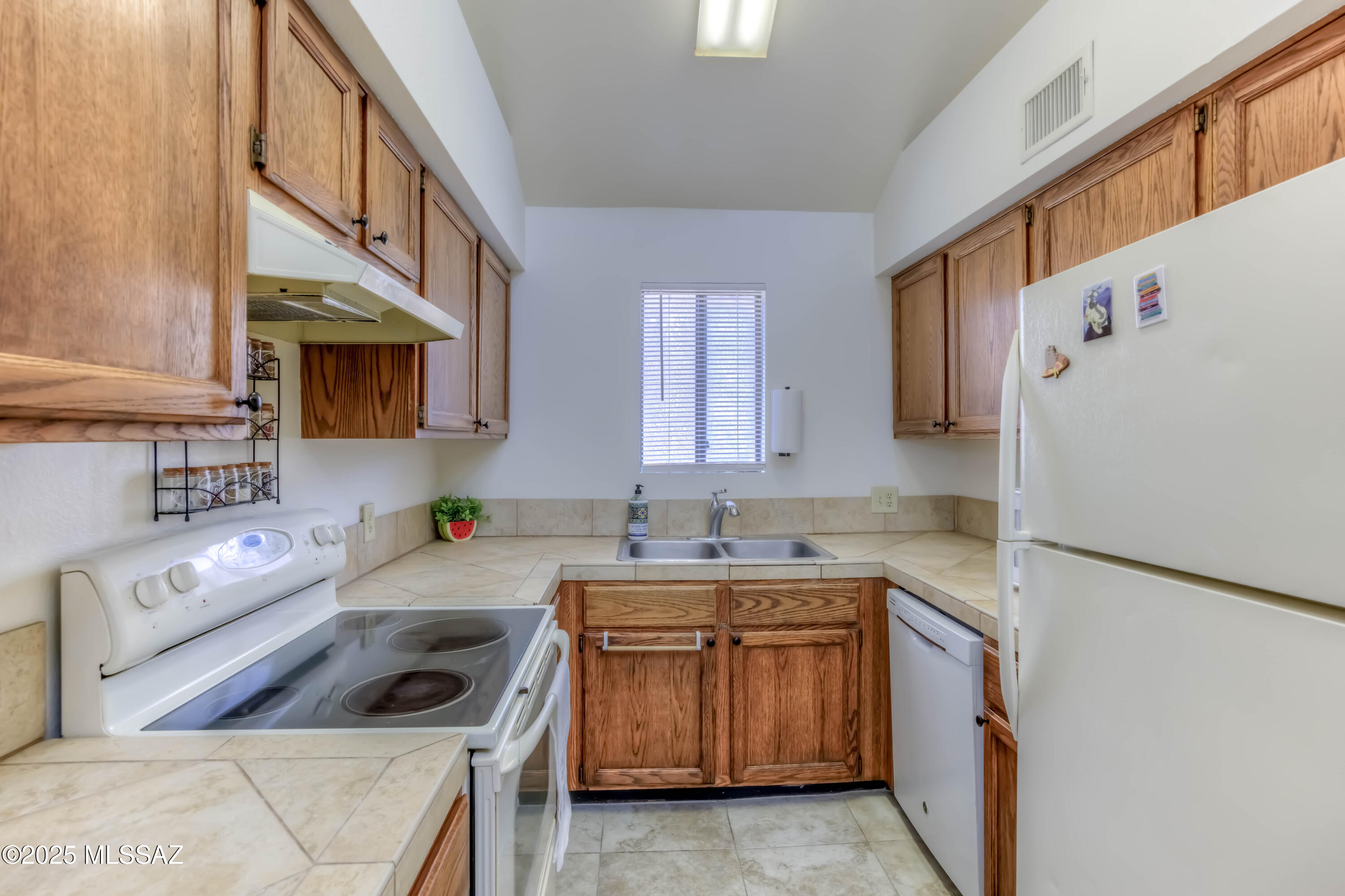 3690 N Country Club Road # 1010