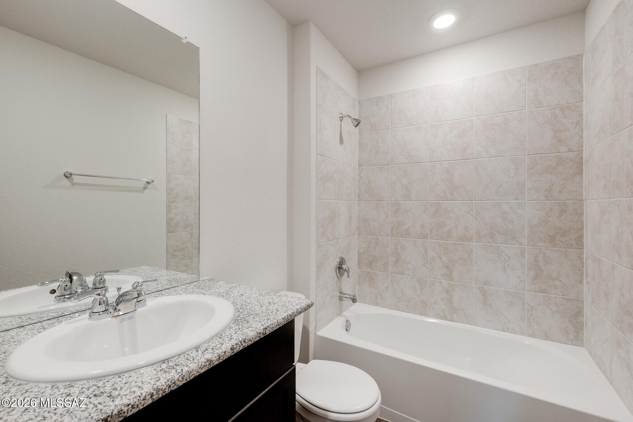 Saguaro Bloom SQ20180540069 - Residential
