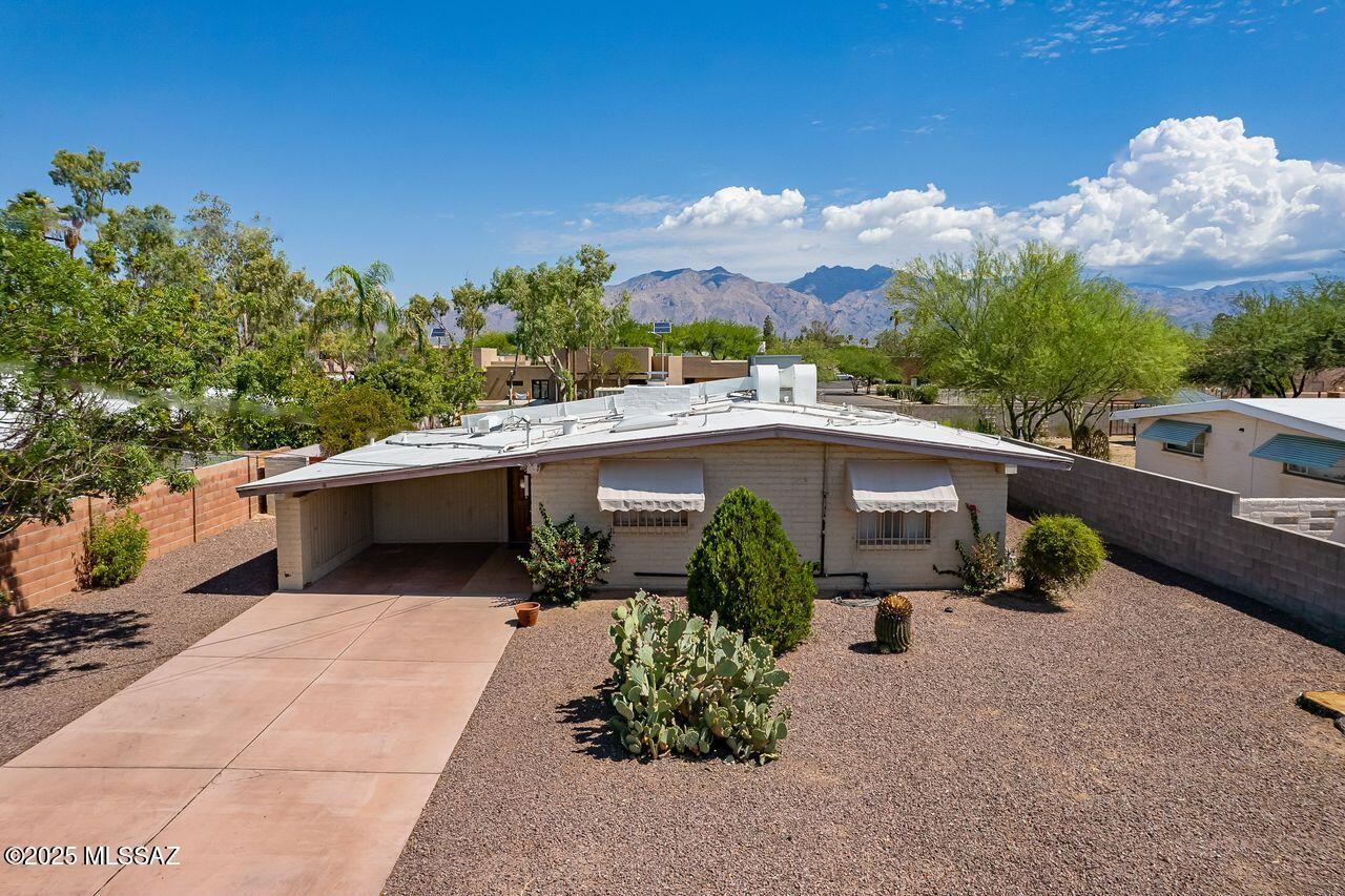 Cloverleaf Resub. - Residential