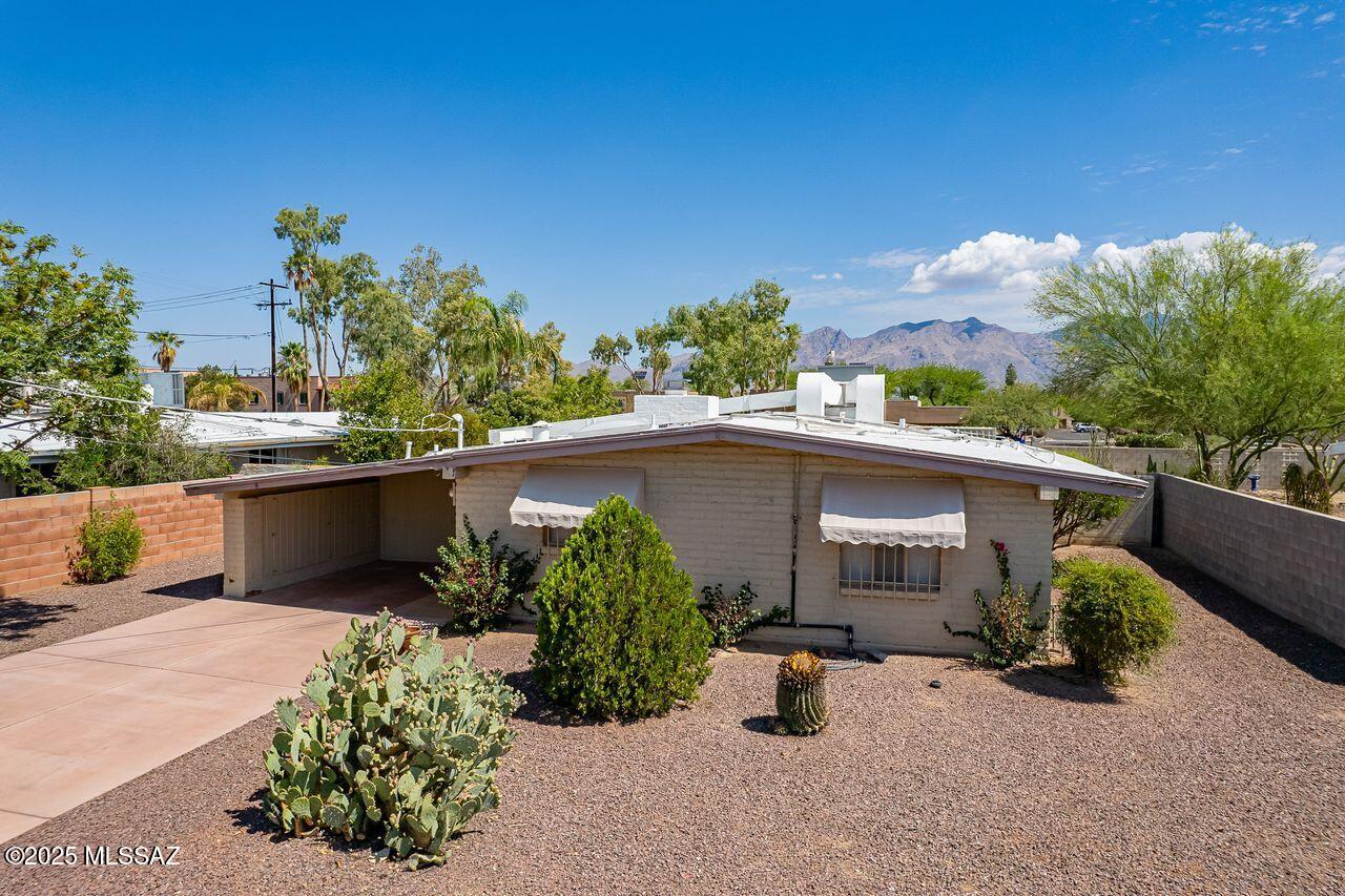 Cloverleaf Resub. - Residential