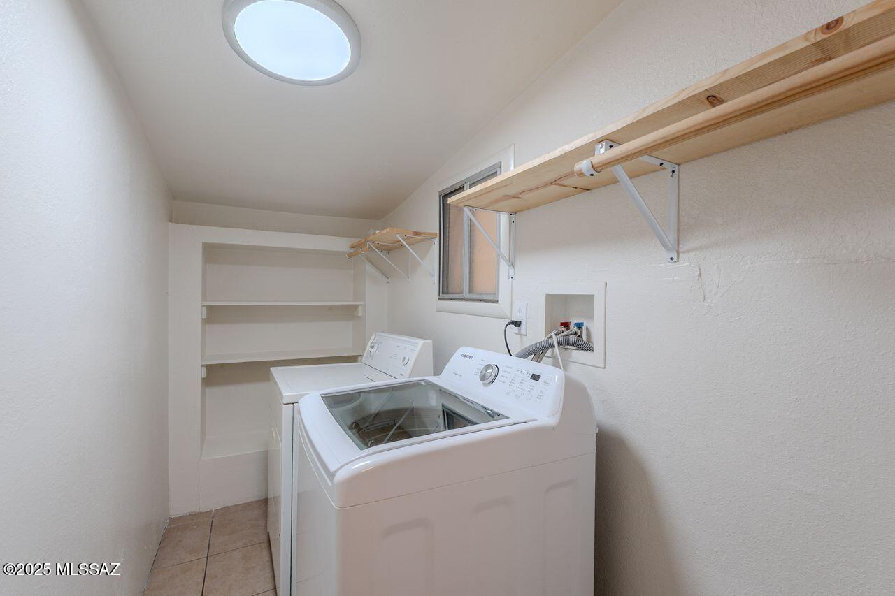 Cloverleaf Resub. - Residential