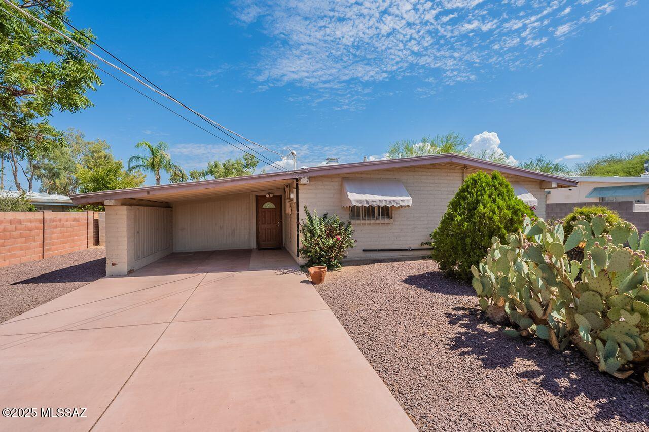 Cloverleaf Resub. - Residential