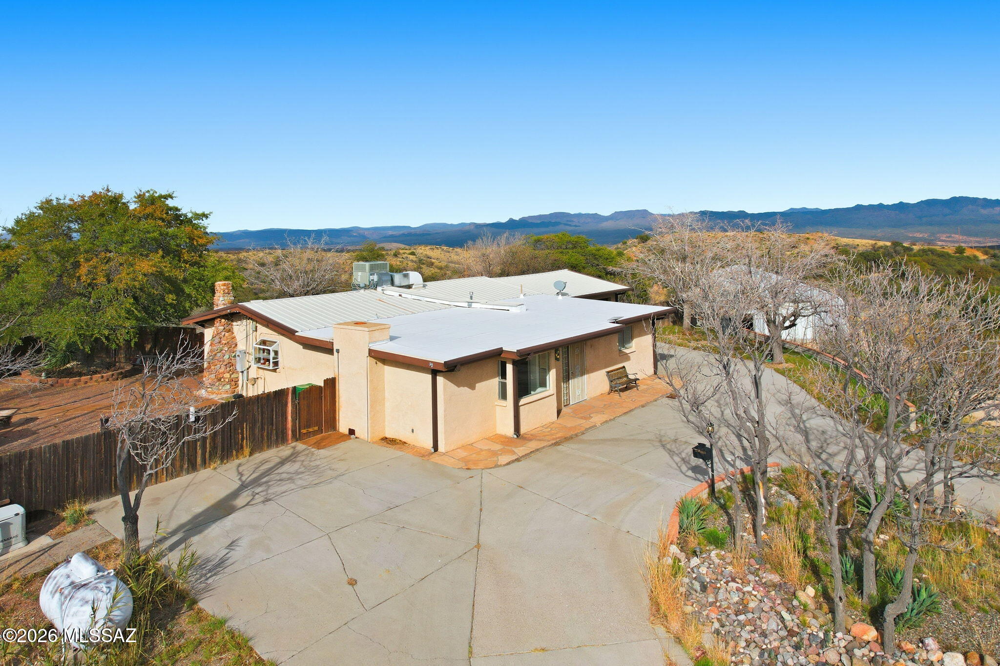 3890 E Defiance Street