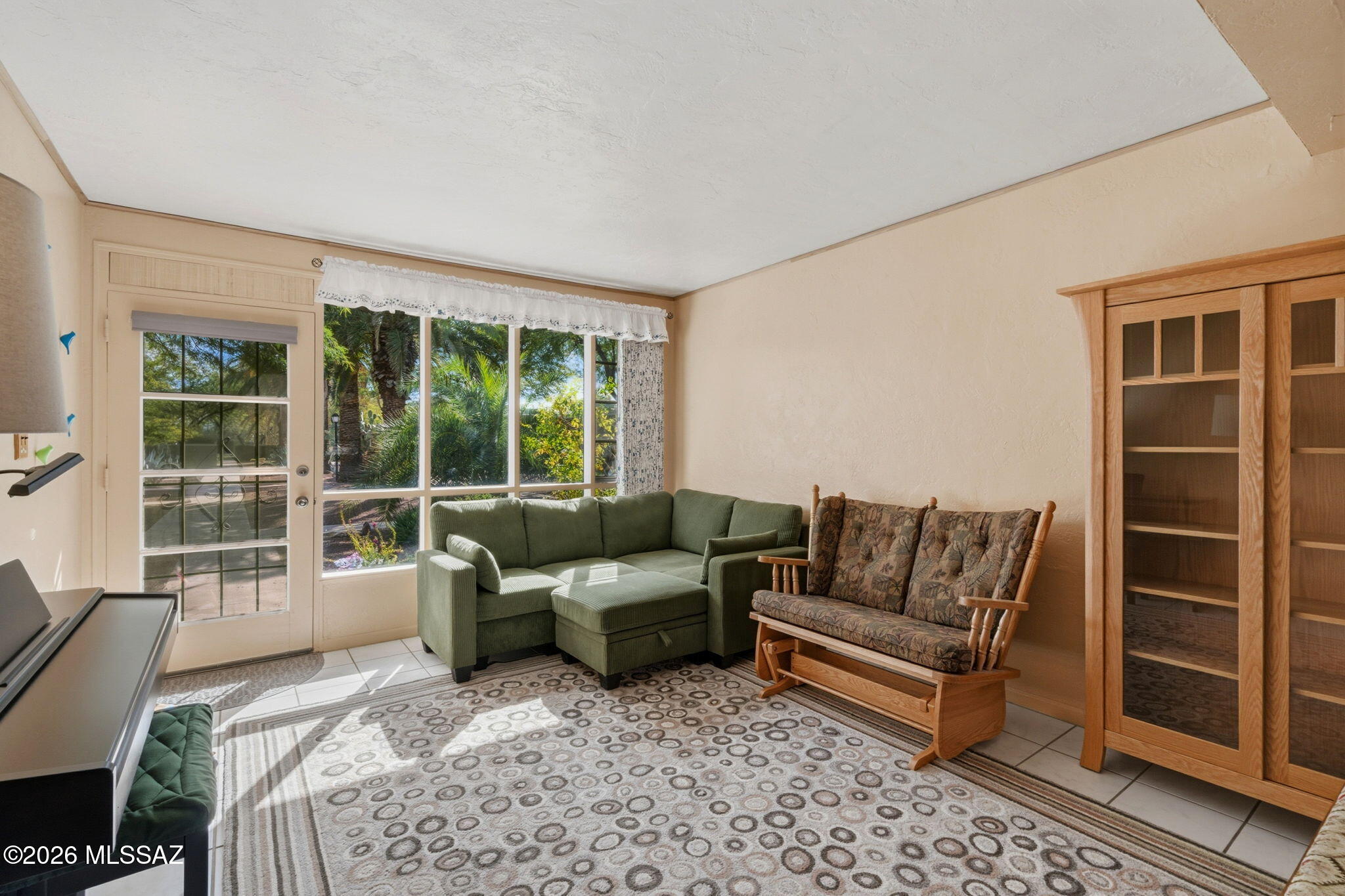 Country Club Manor Condos (1-51) - Residential
