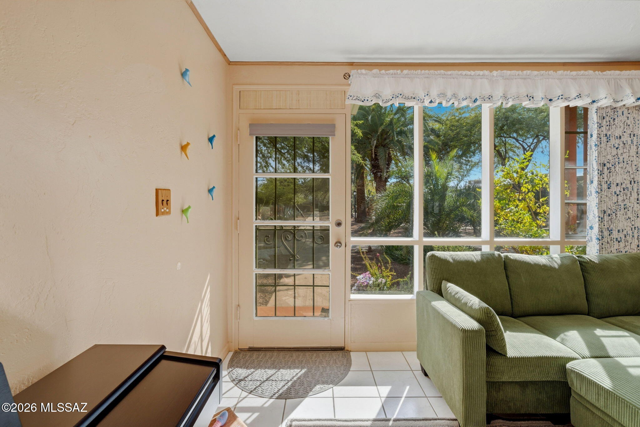 Country Club Manor Condos (1-51) - Residential