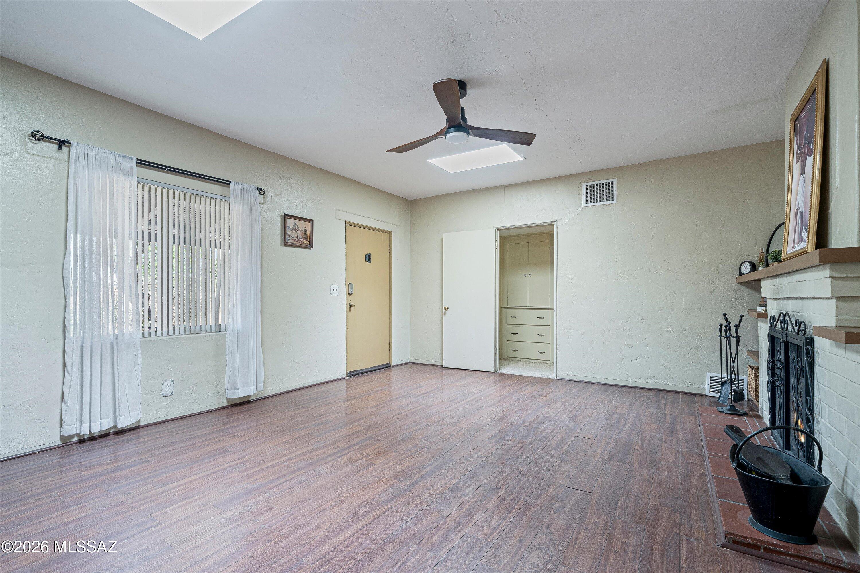 430 S Country Club Road