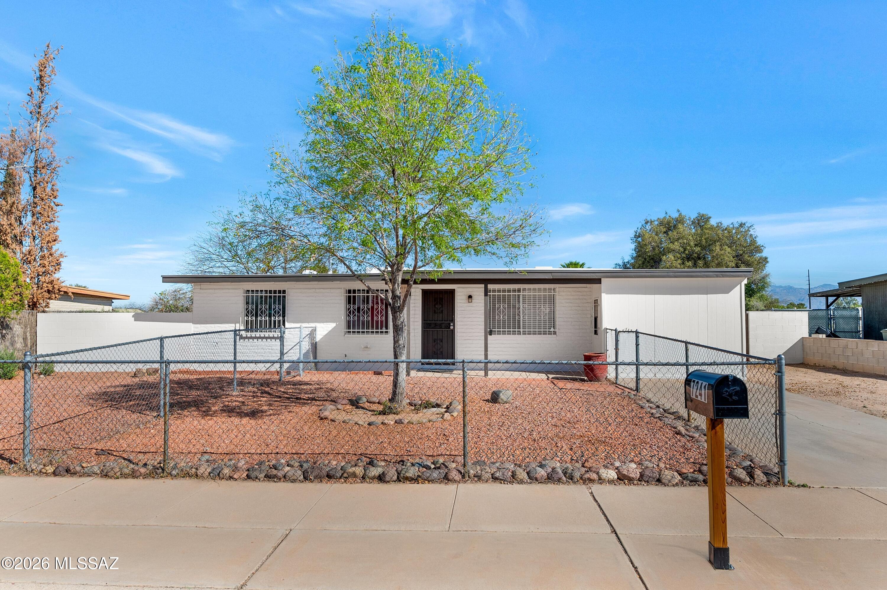 7241 E Pomegranate Street