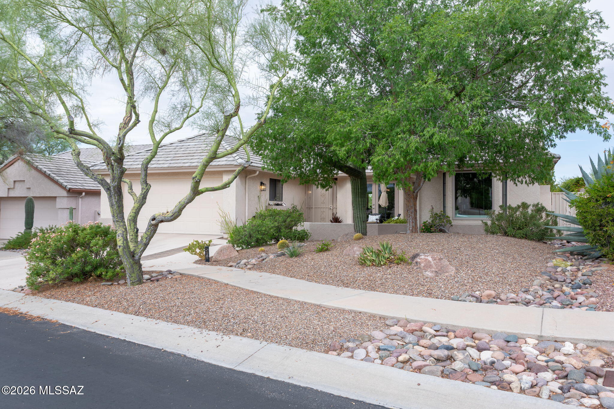 1138 W Masters Circle W