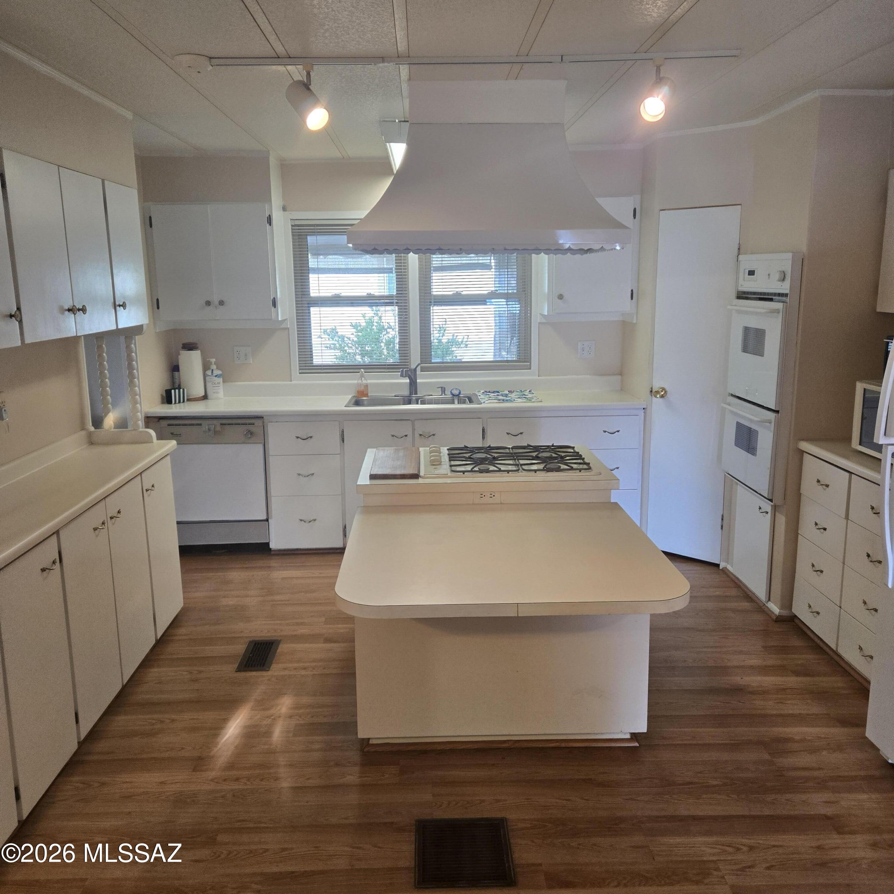 Tucson Estates (1-634) - Residential