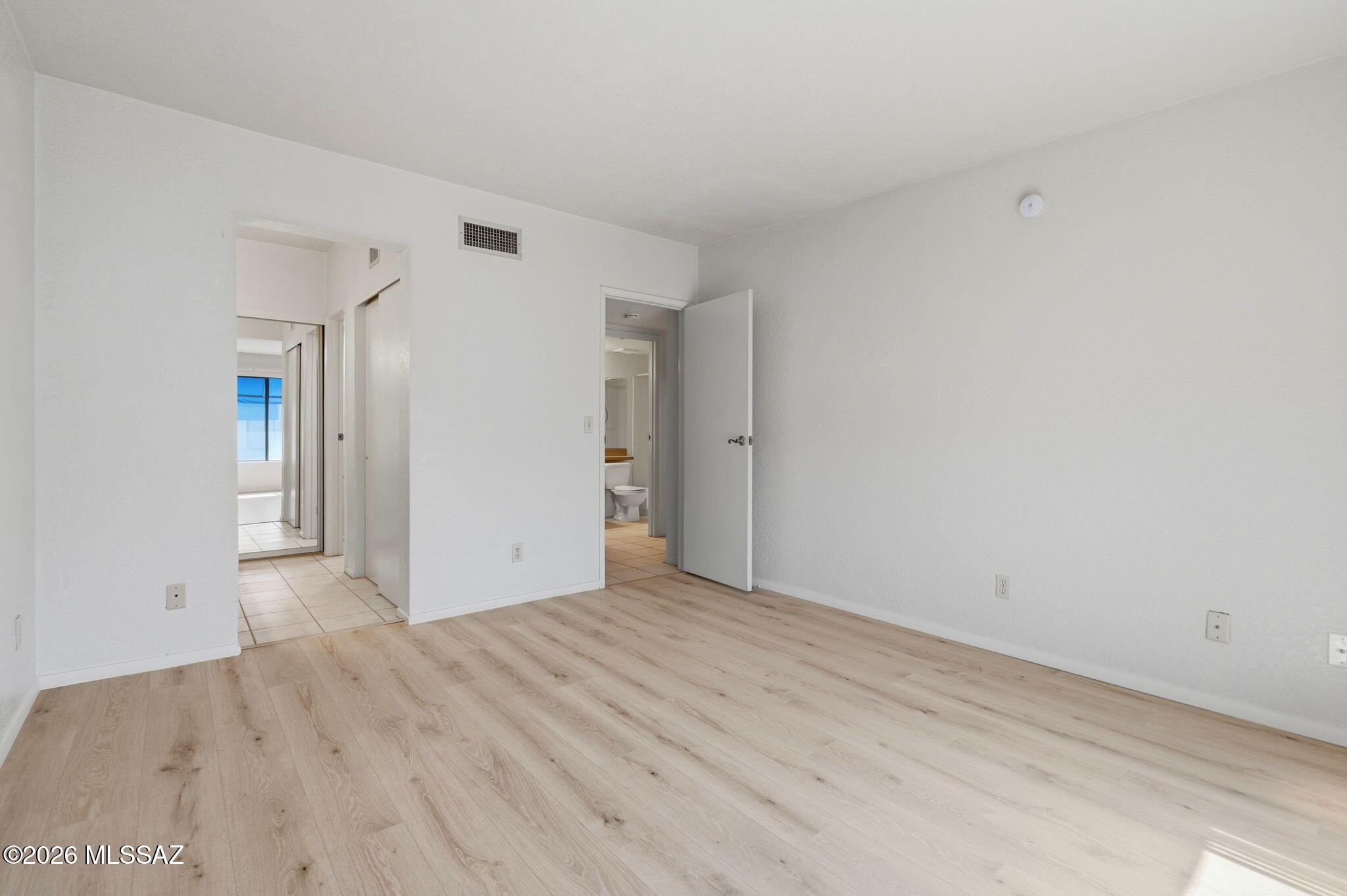 Summertree Condominiums (1-224) - Residential