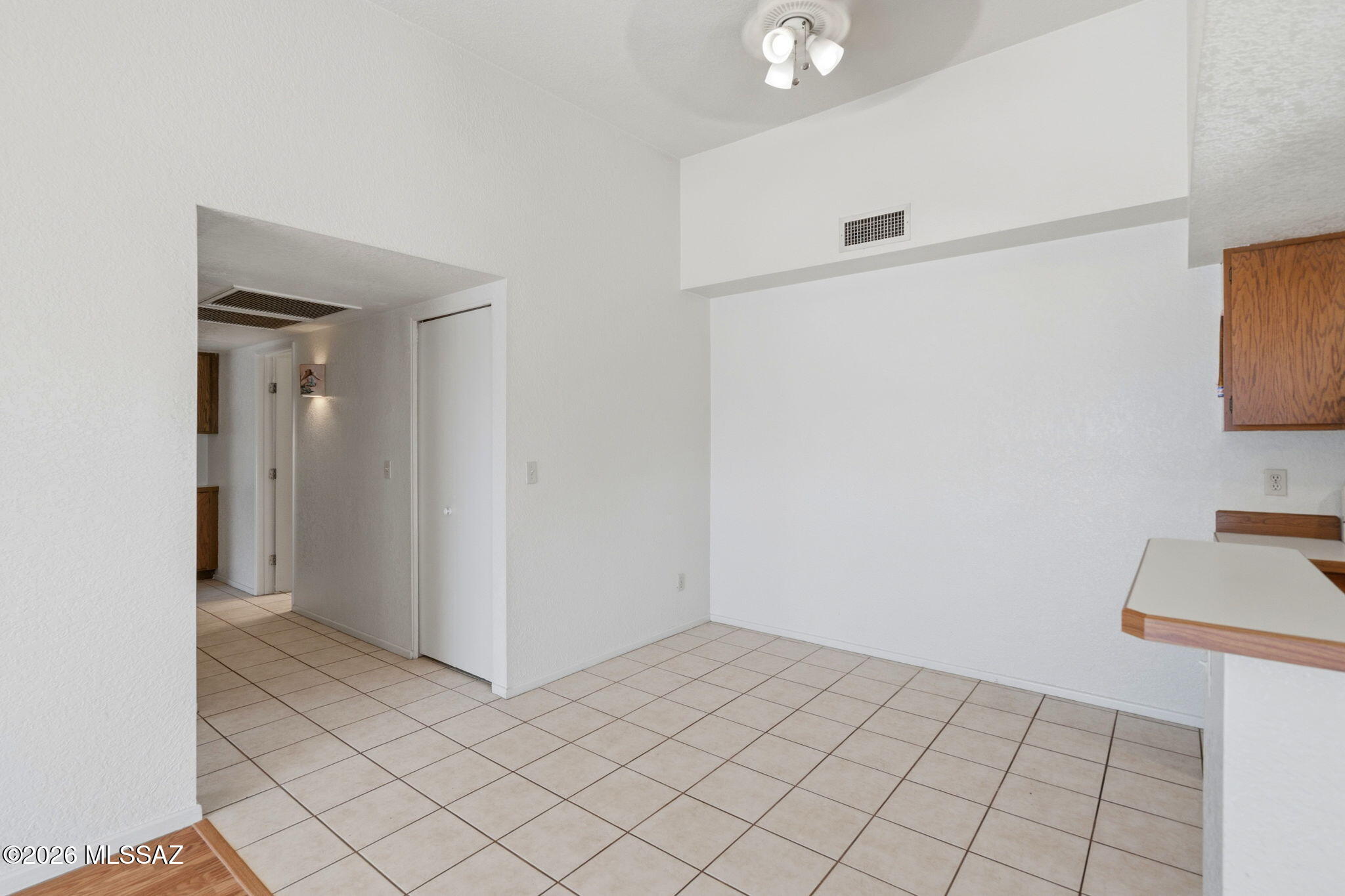 Summertree Condominiums (1-224) - Residential