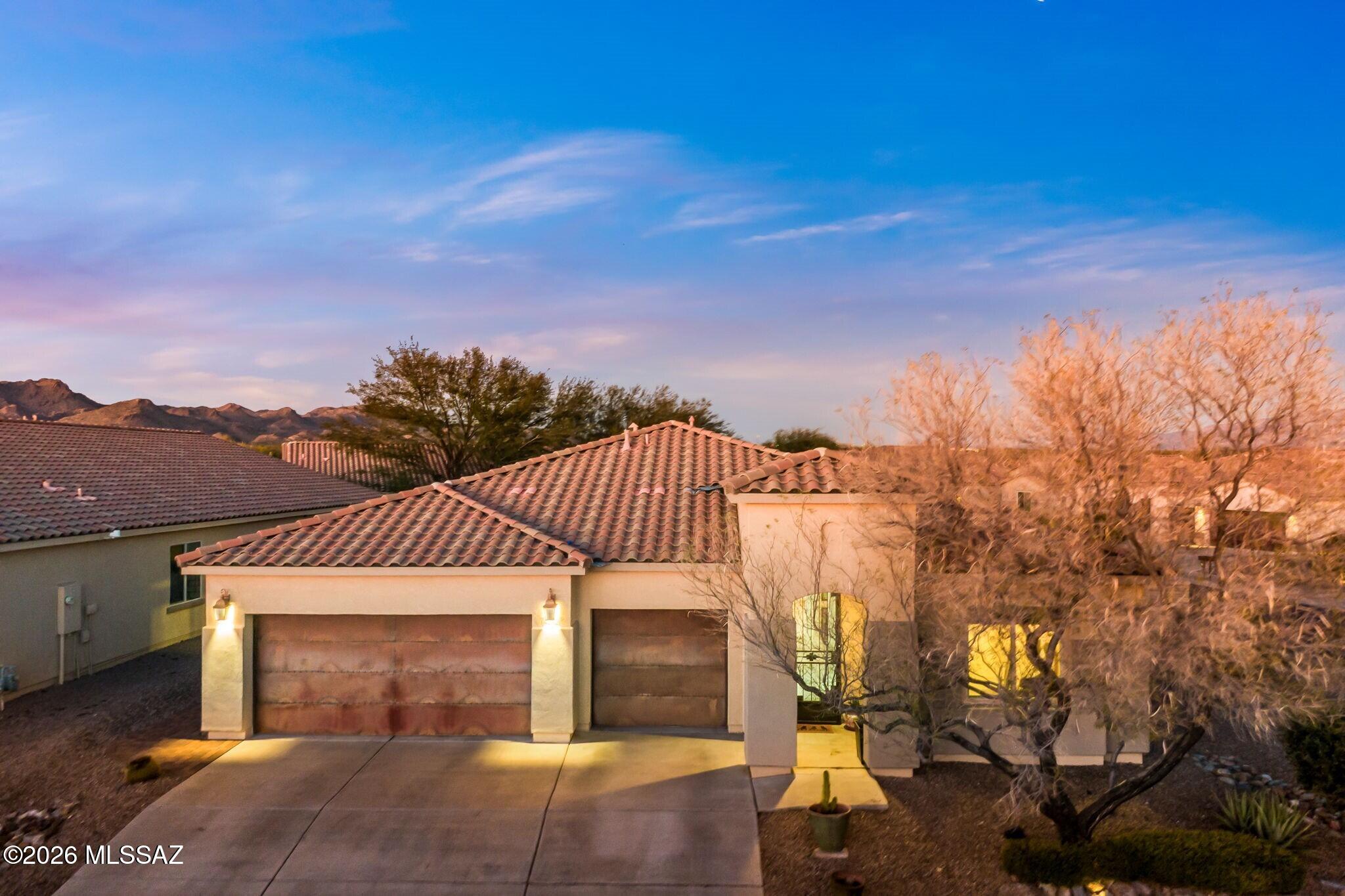 4292 W Thunder Ranch Place