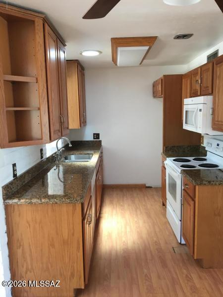 Casas Adobes Park (1-93) - Residential Lease