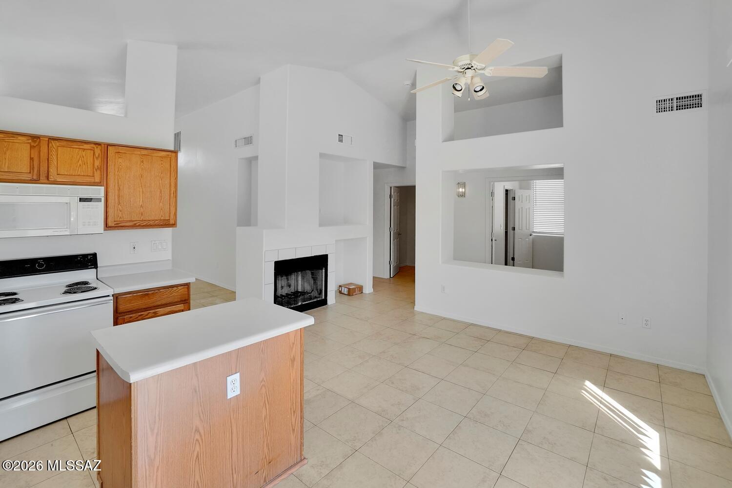 Desert Crossings at Rita Ranch (1-255) - Residential Lease