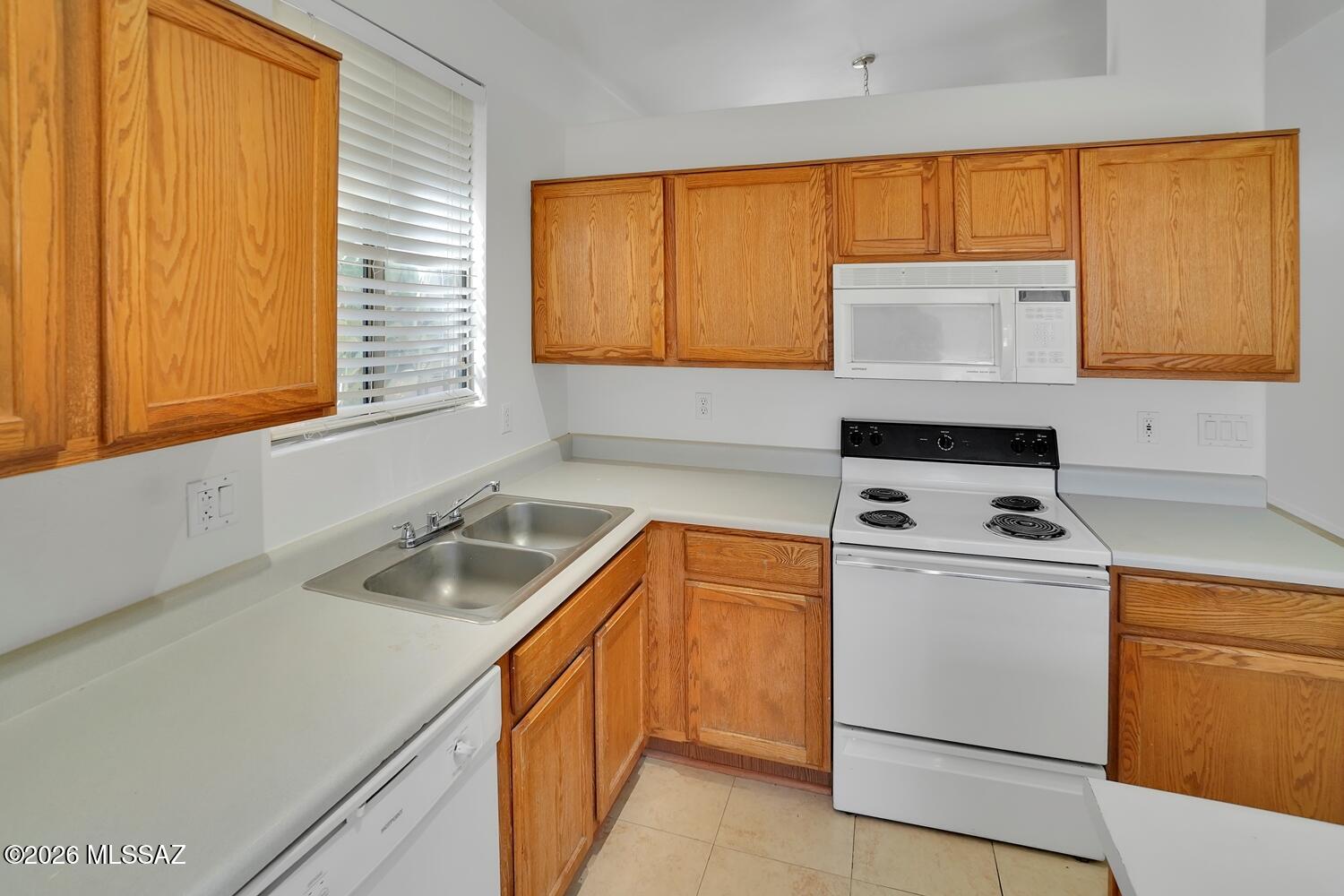 Desert Crossings at Rita Ranch (1-255) - Residential Lease