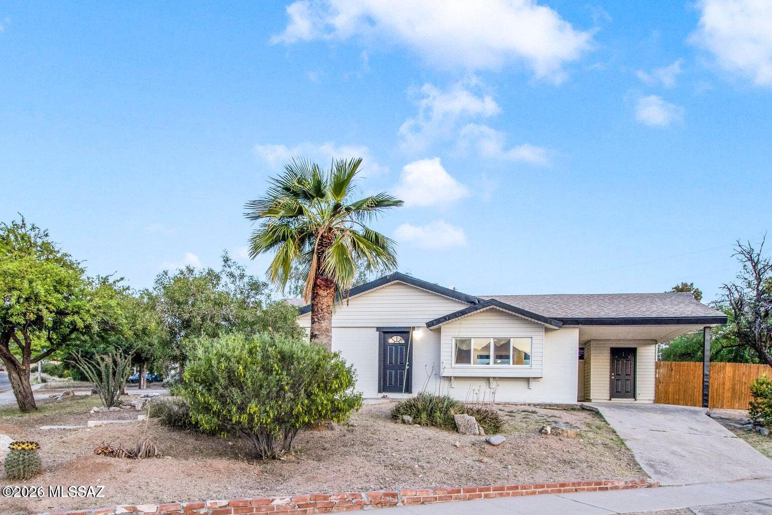 8202 E Kenyon Drive