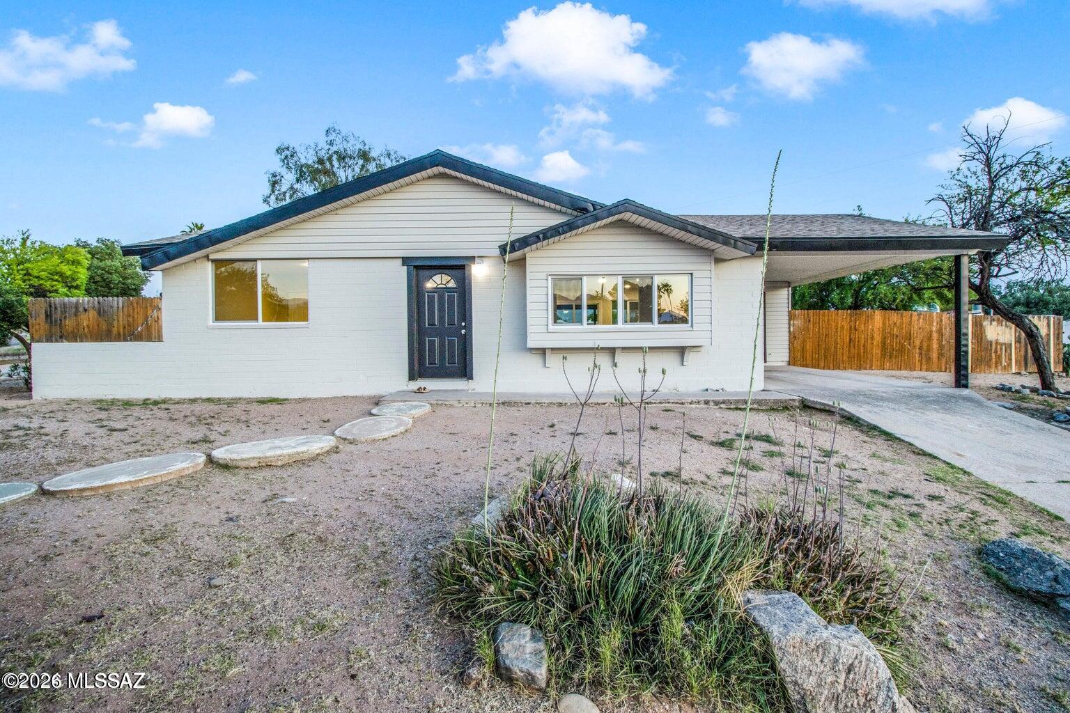 8202 E Kenyon Drive