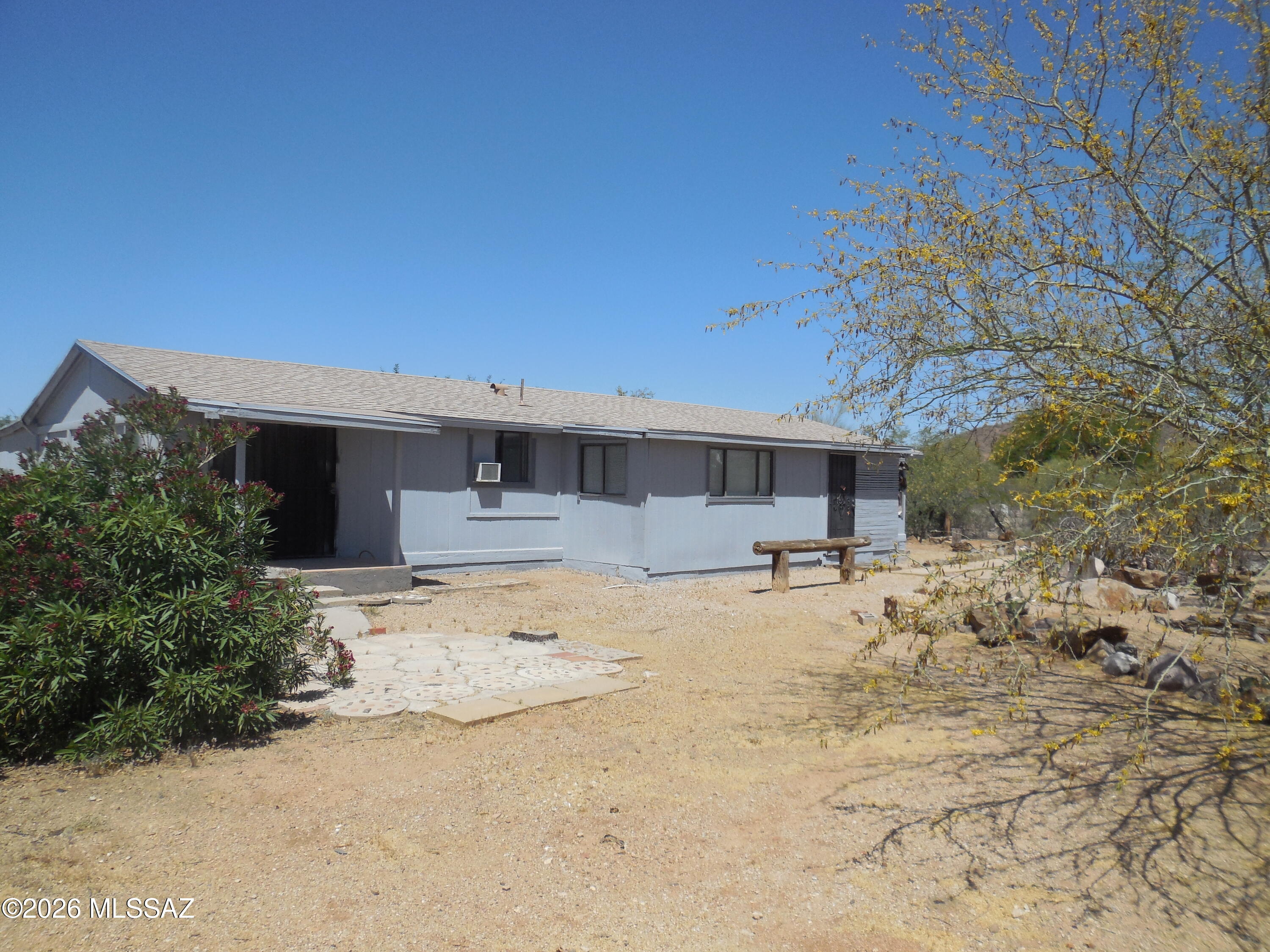 3950 S Deaver Road