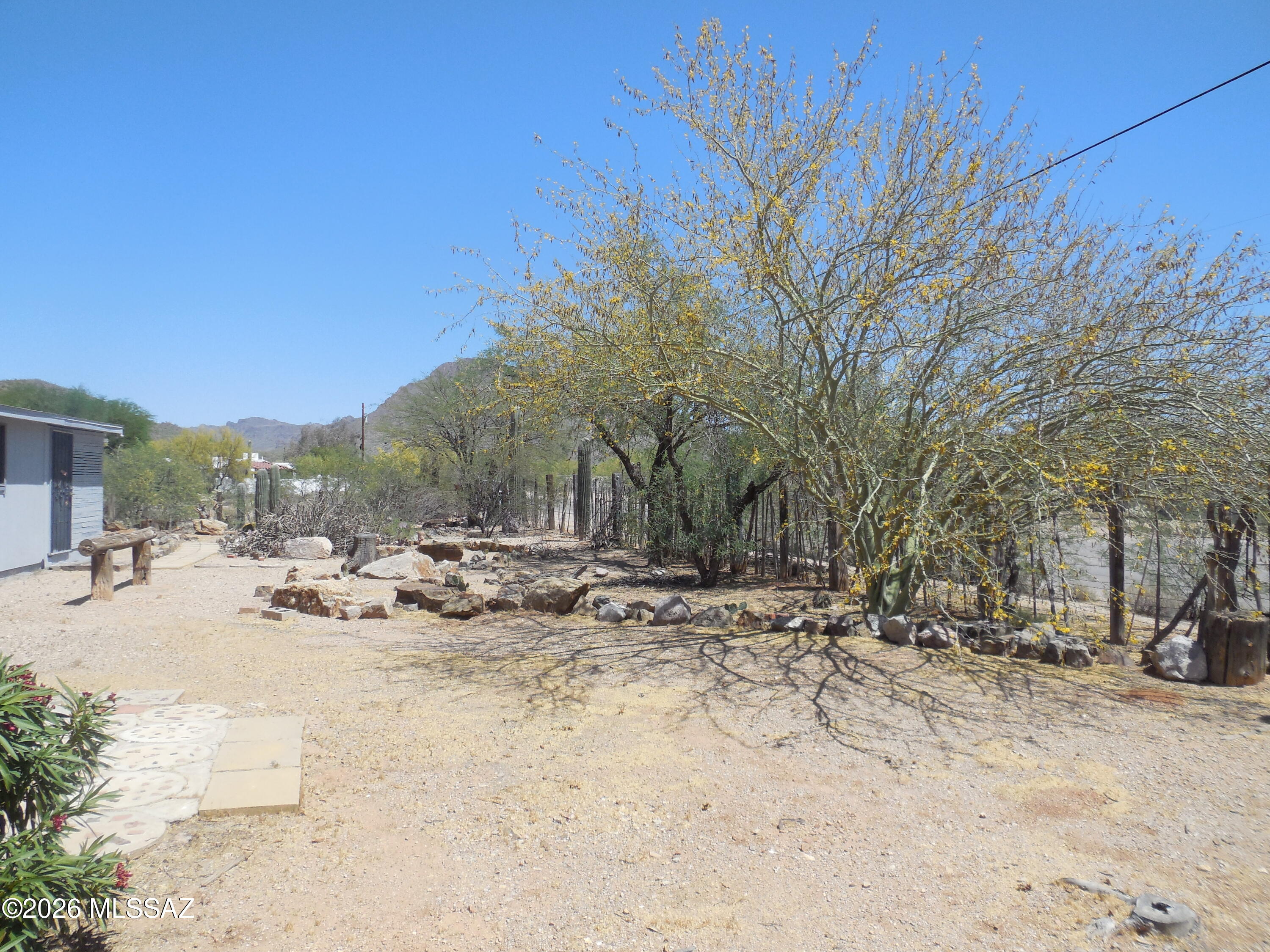 3950 S Deaver Road