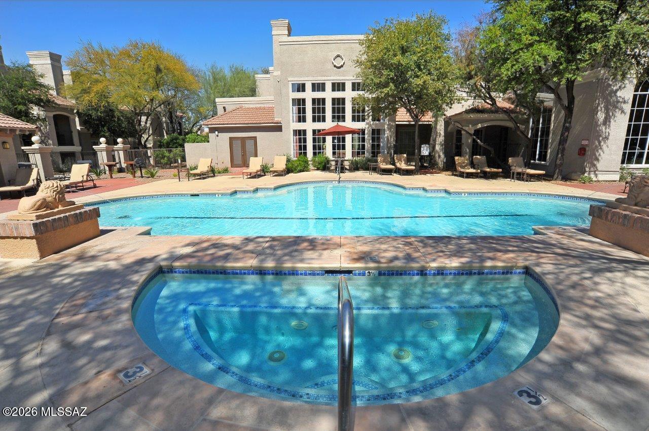 The Boulders at La Reserve Condominiums - Residential