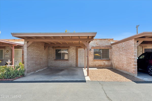 3960 E FLOWER ST APT 30, TUCSON, AZ 85712 - Image 98e17695ca7d8dfa5cf9775d65bcde3b/1917721969