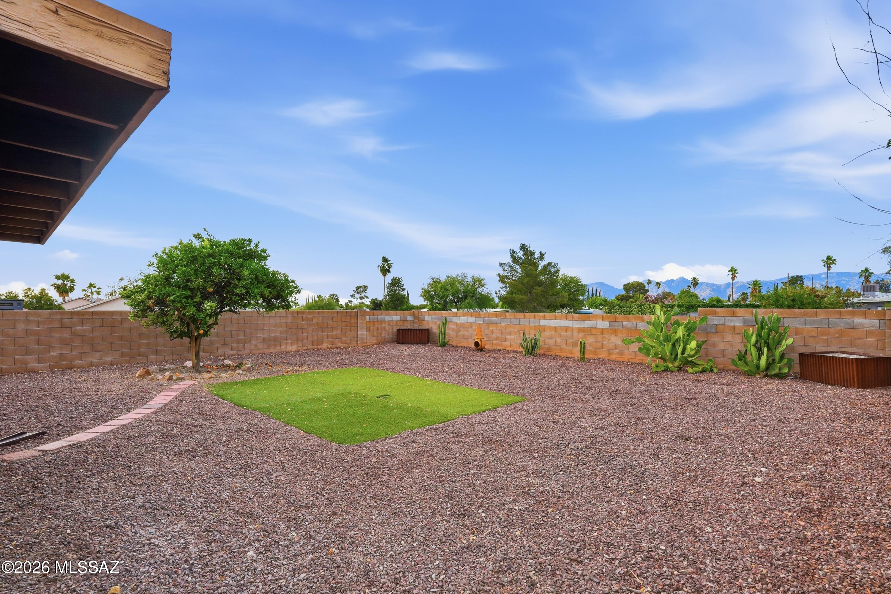 Mirabella (1-102) - Residential Lease