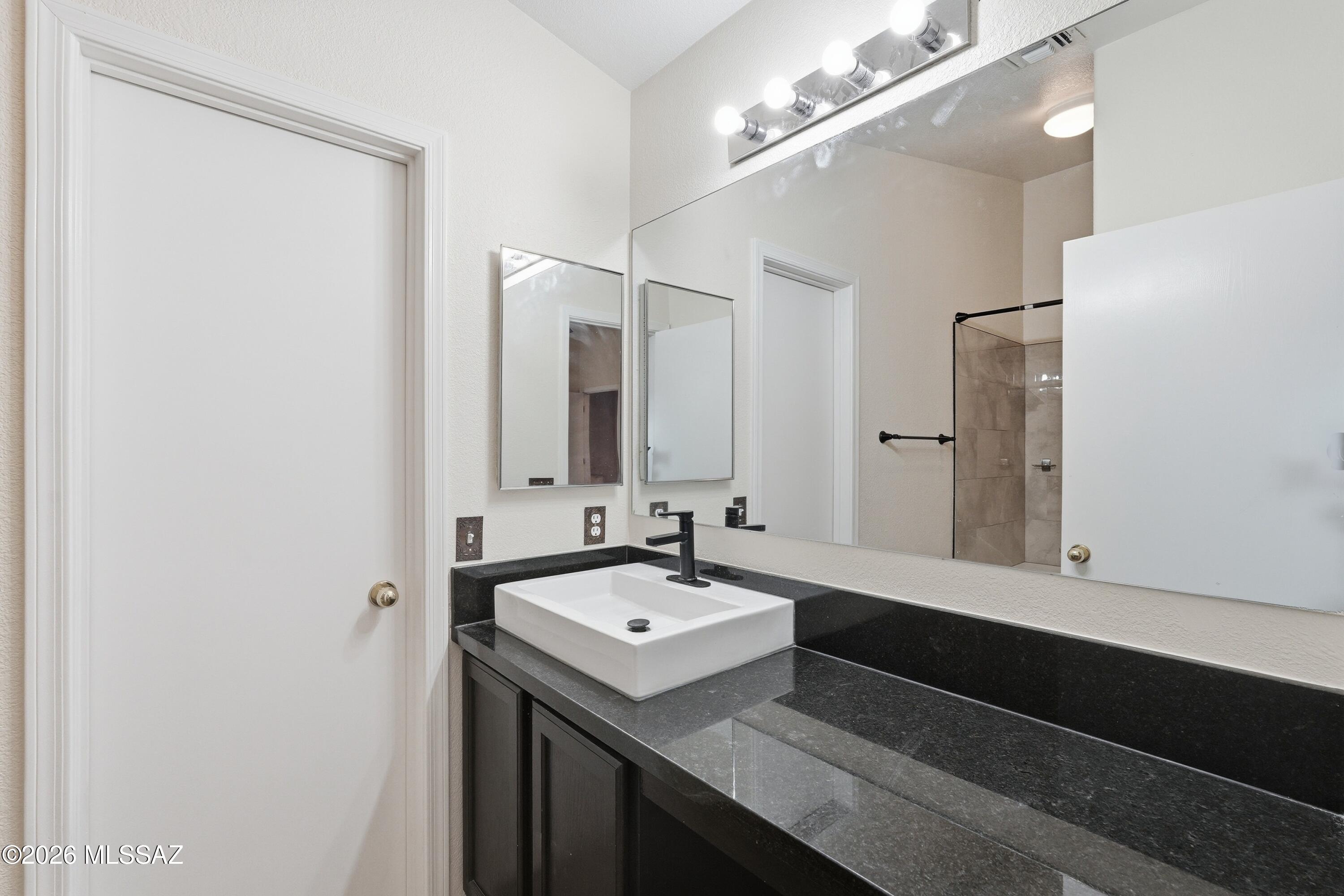Mirabella (1-102) - Residential Lease