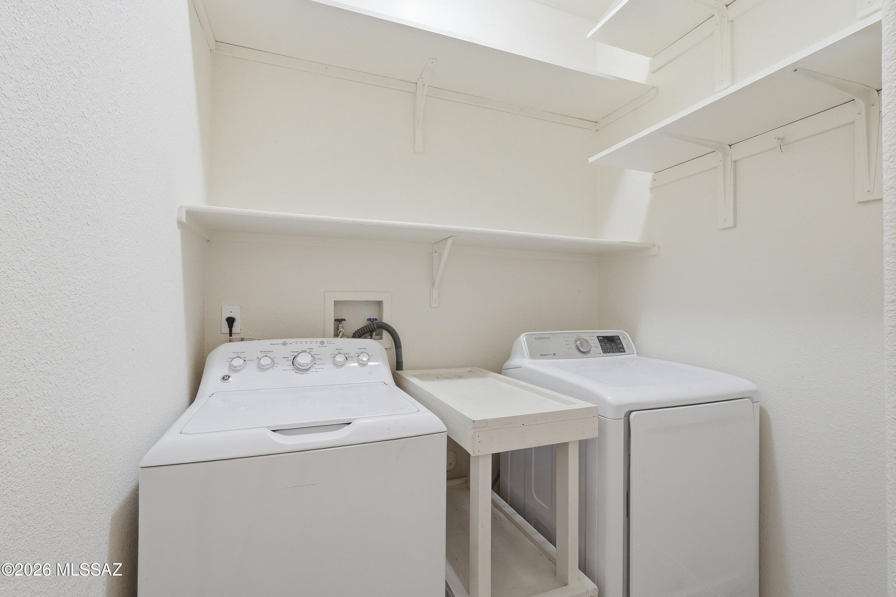 Mirabella (1-102) - Residential Lease