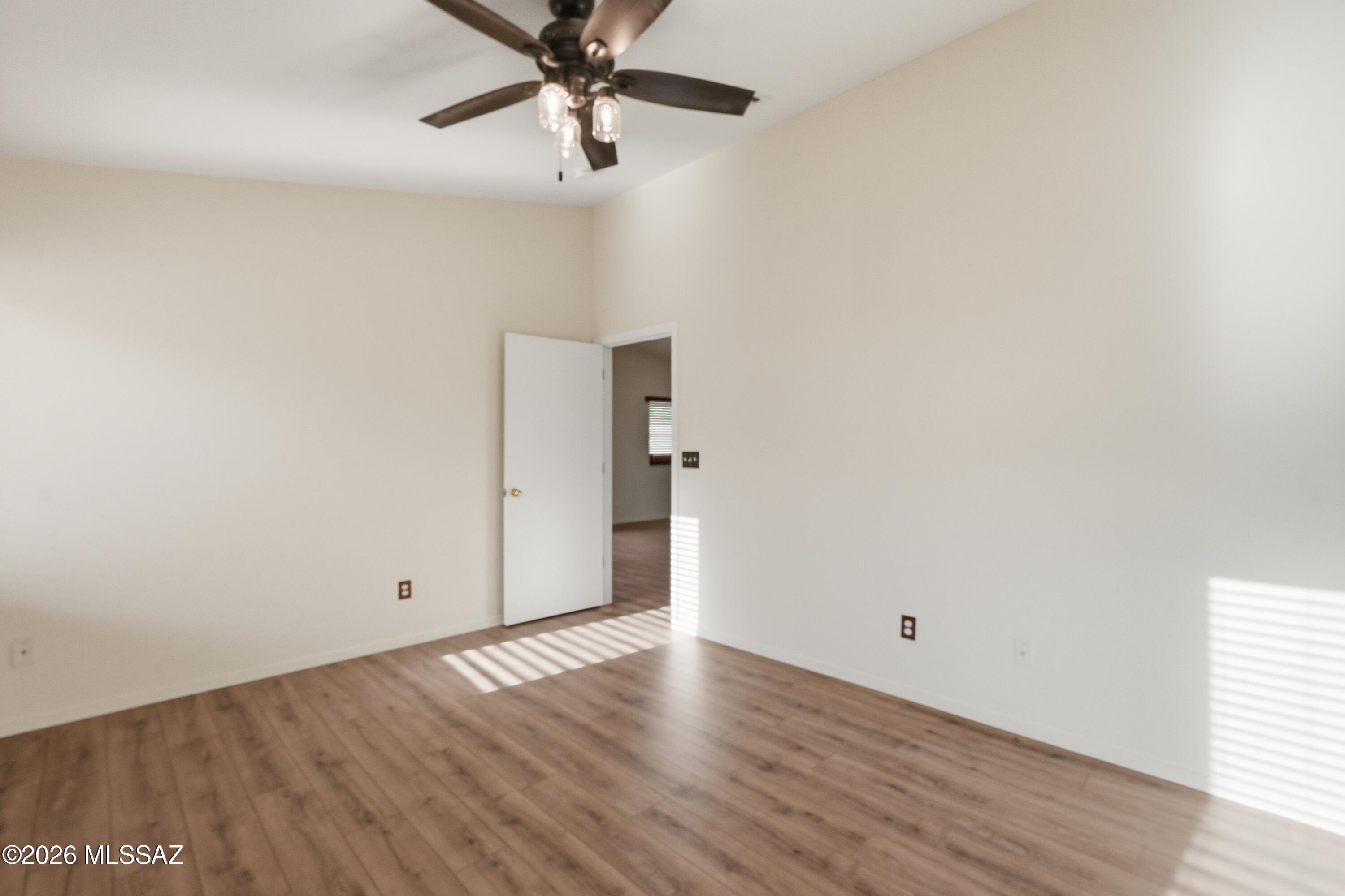 Mirabella (1-102) - Residential Lease