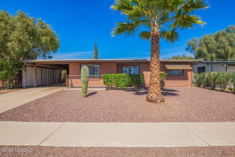 Photo of 1024 W Thurber Street, Tucson, AZ 85705 (MLS # 22605777)