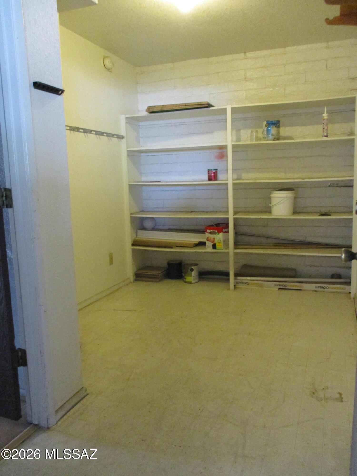 Vista Noreste Amended (1-8) - Residential Lease