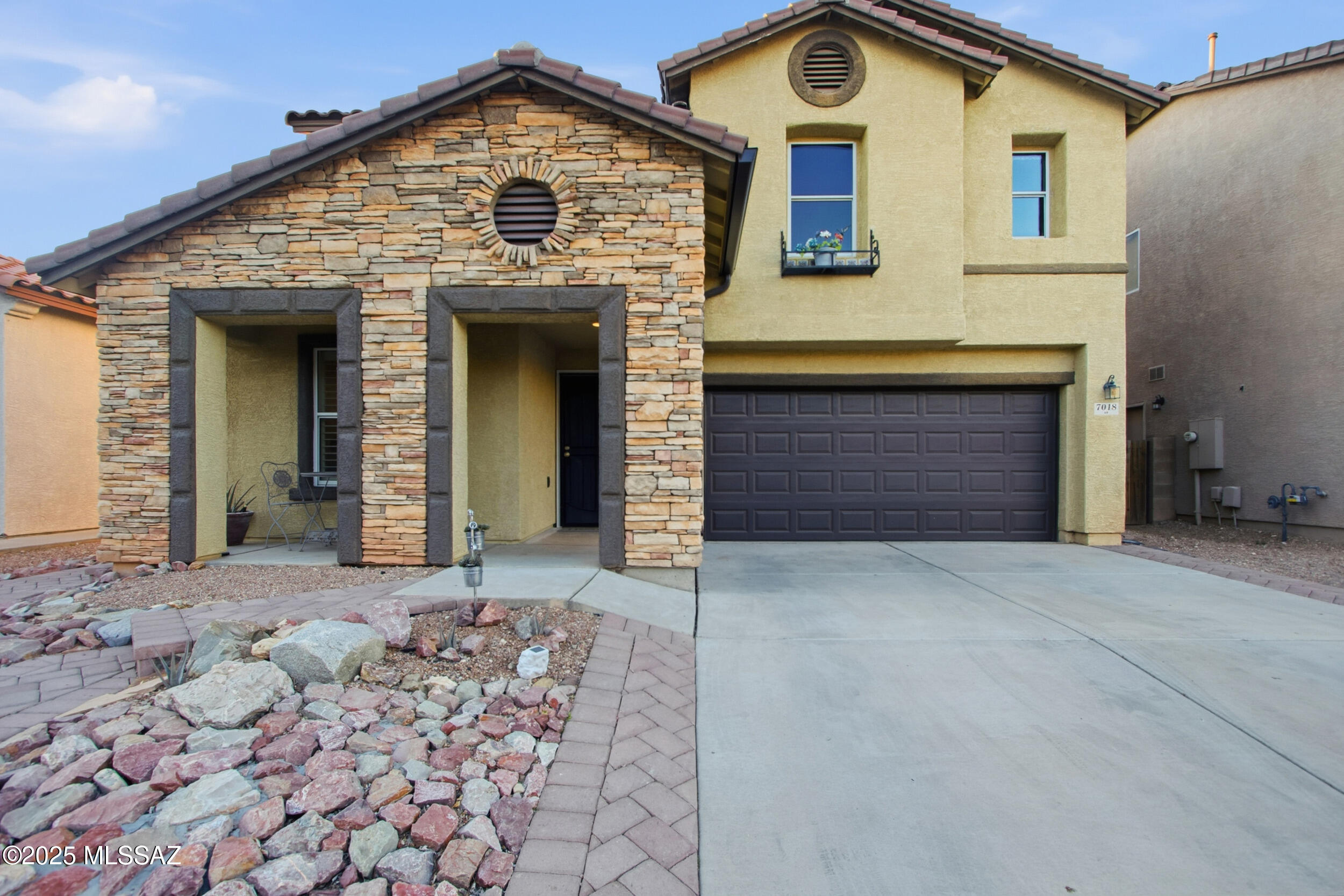 7018 S Sweetbush Avenue