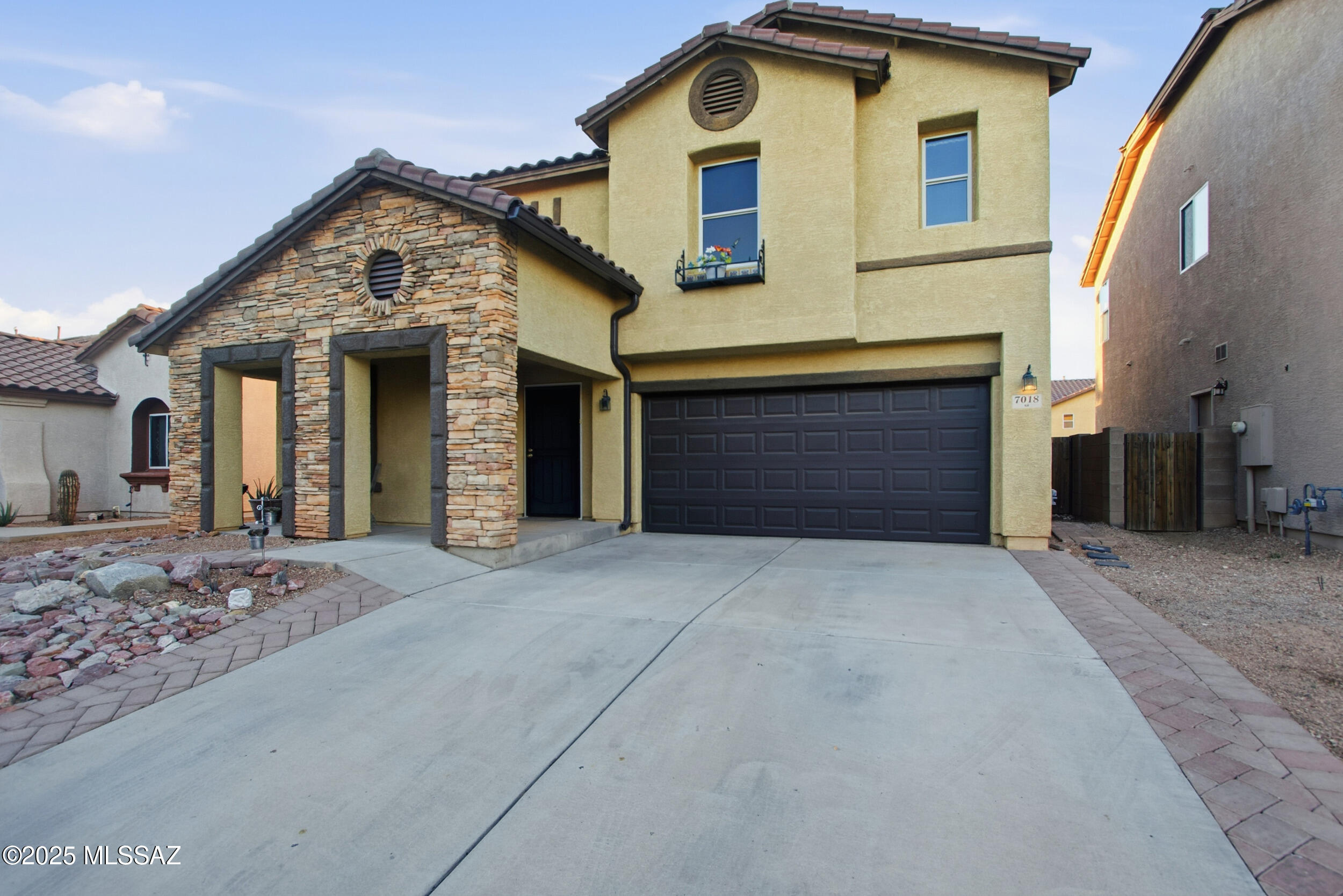 7018 S Sweetbush Avenue