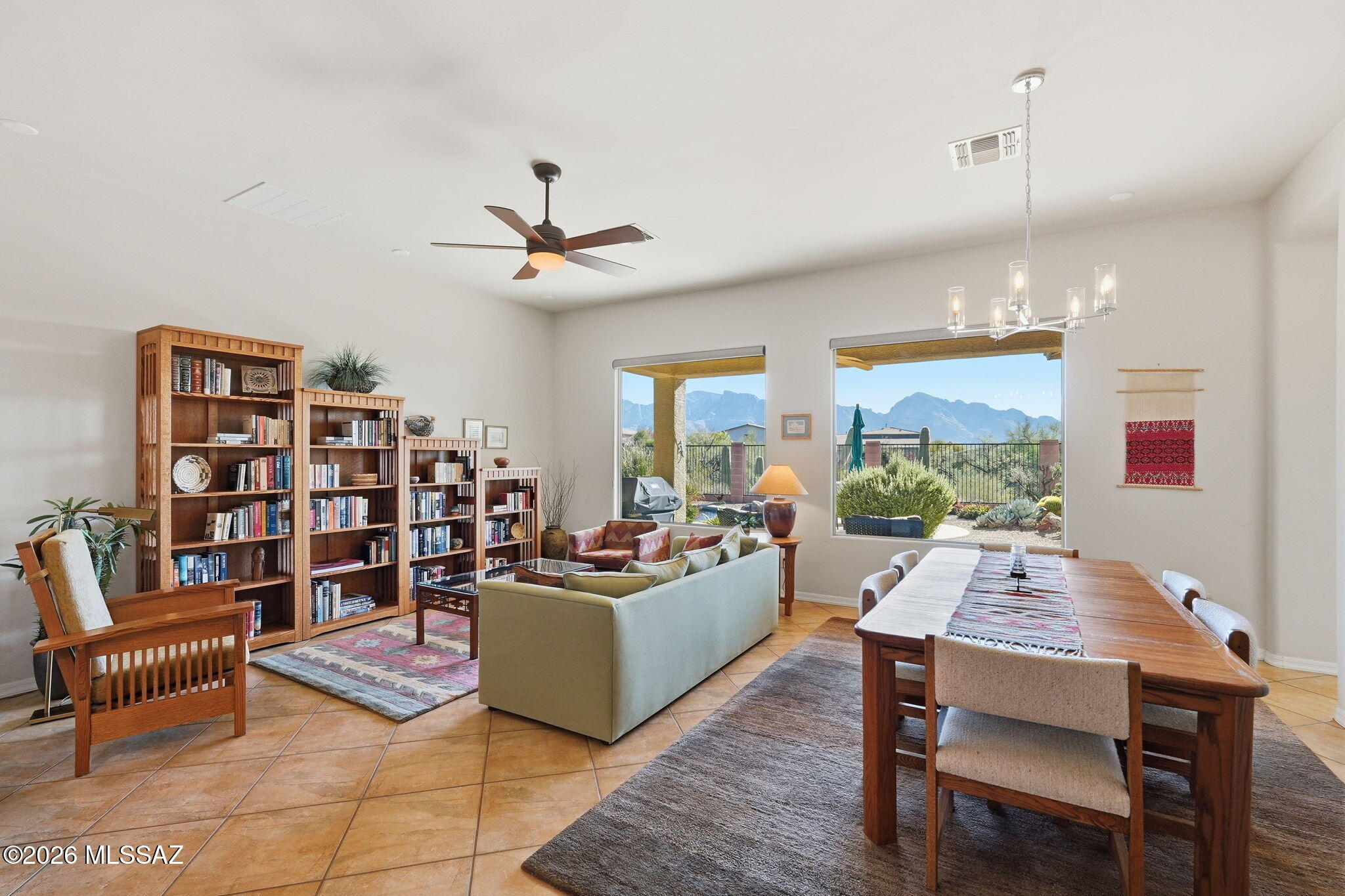 11744 N Mesquite Hollow Drive