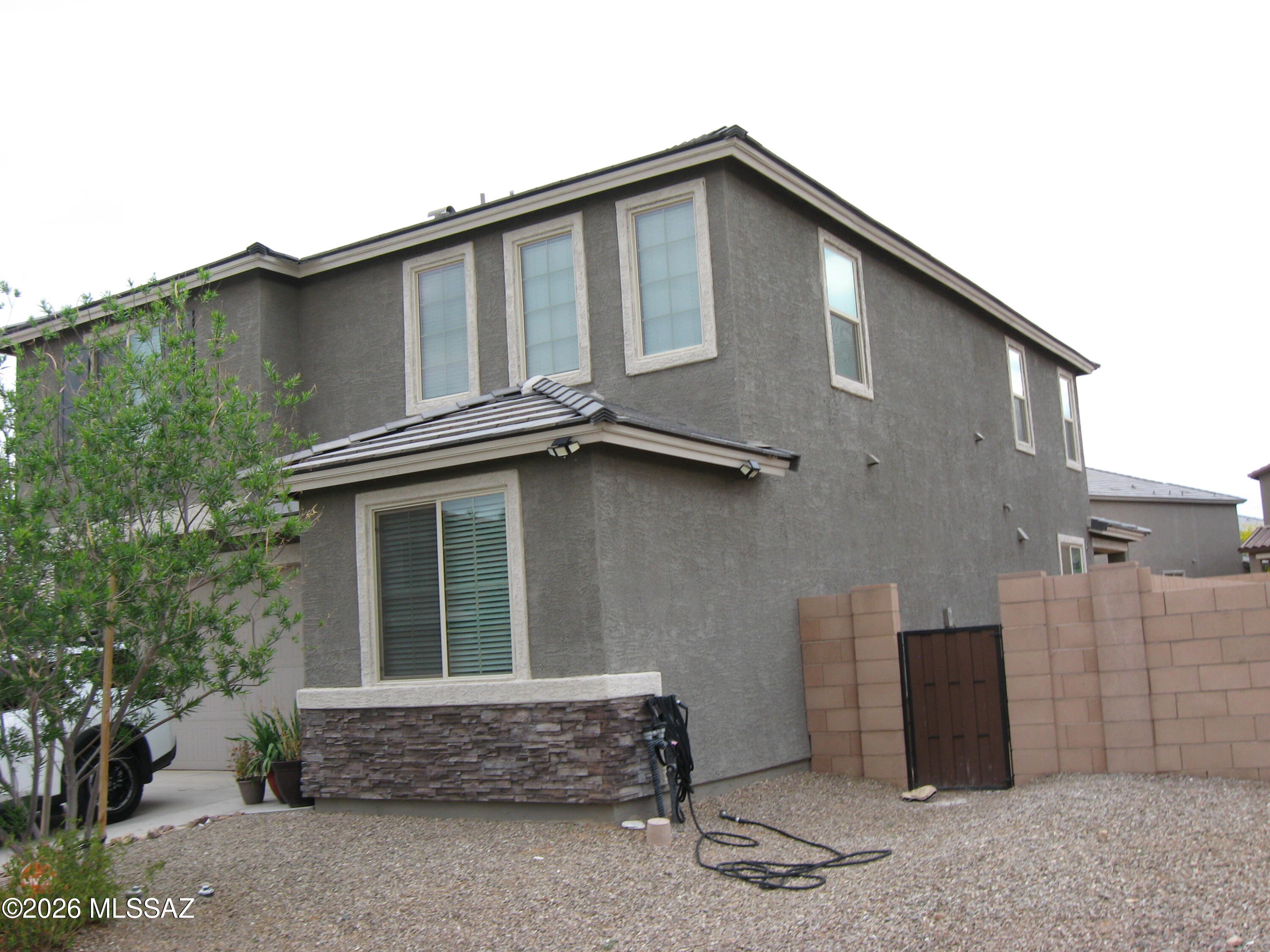 7725 S Crested Spring Drive