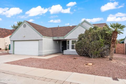 7848 N Roundstone Drive Tucson AZ 85741