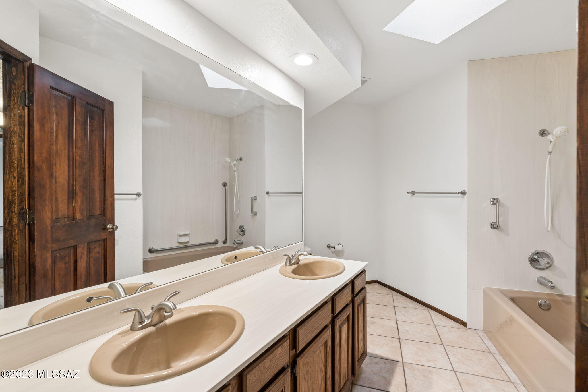 Los Cerros De Kino (1-63) - Residential