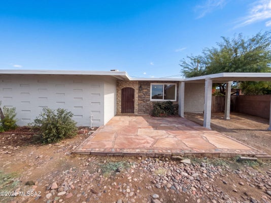 4252 E SYLVANE DR, TUCSON, AZ 85711 - Image 9aa03e9afcf1647b85f798b708edb779/2198566568