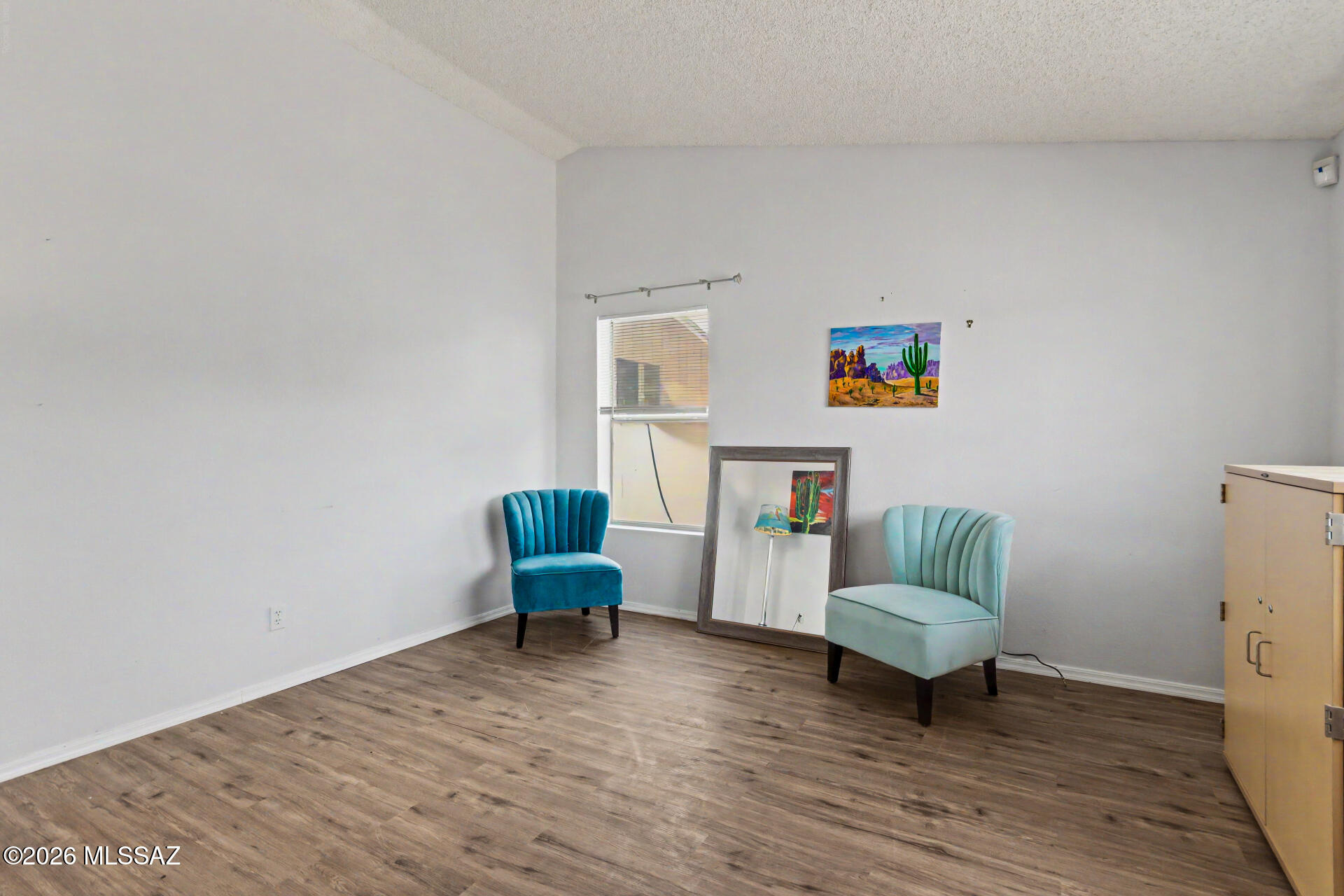 5070 W Warbler Street