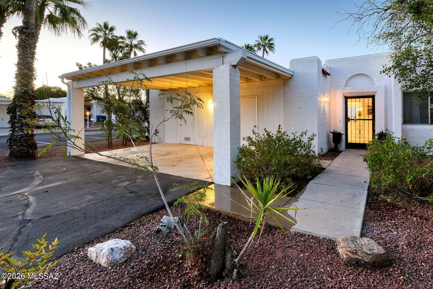 Welcome to this stunning & Beautifully Renovated Toluca Townhome,  3-bedroom, 2-bathroom offering 1,607 square feet of stylish living space. This home features modern upgrades throughout, including new light fixtures, updated plumbing fixtures, new tile shower surrounds, white shaker cabinetry,  pretty quartz countertops, brand NEW appliances & water heater!
The interior is complemented by fresh paint & newly installed colored concrete flooring, creating a clean, contemporary feeling throughout the home.
Step outside to enjoy a beautifully landscaped backyard patio, perfect for relaxing or entertaining guests. Residents also have access to a community pool, ideal for enjoying sunny days.
Also includes a 2-car carport and 214 square feet of dedicated storage space! This move-in-ready home combines modern finishes with comfortable living in a desirable community near the Loop, Restaurants and more!