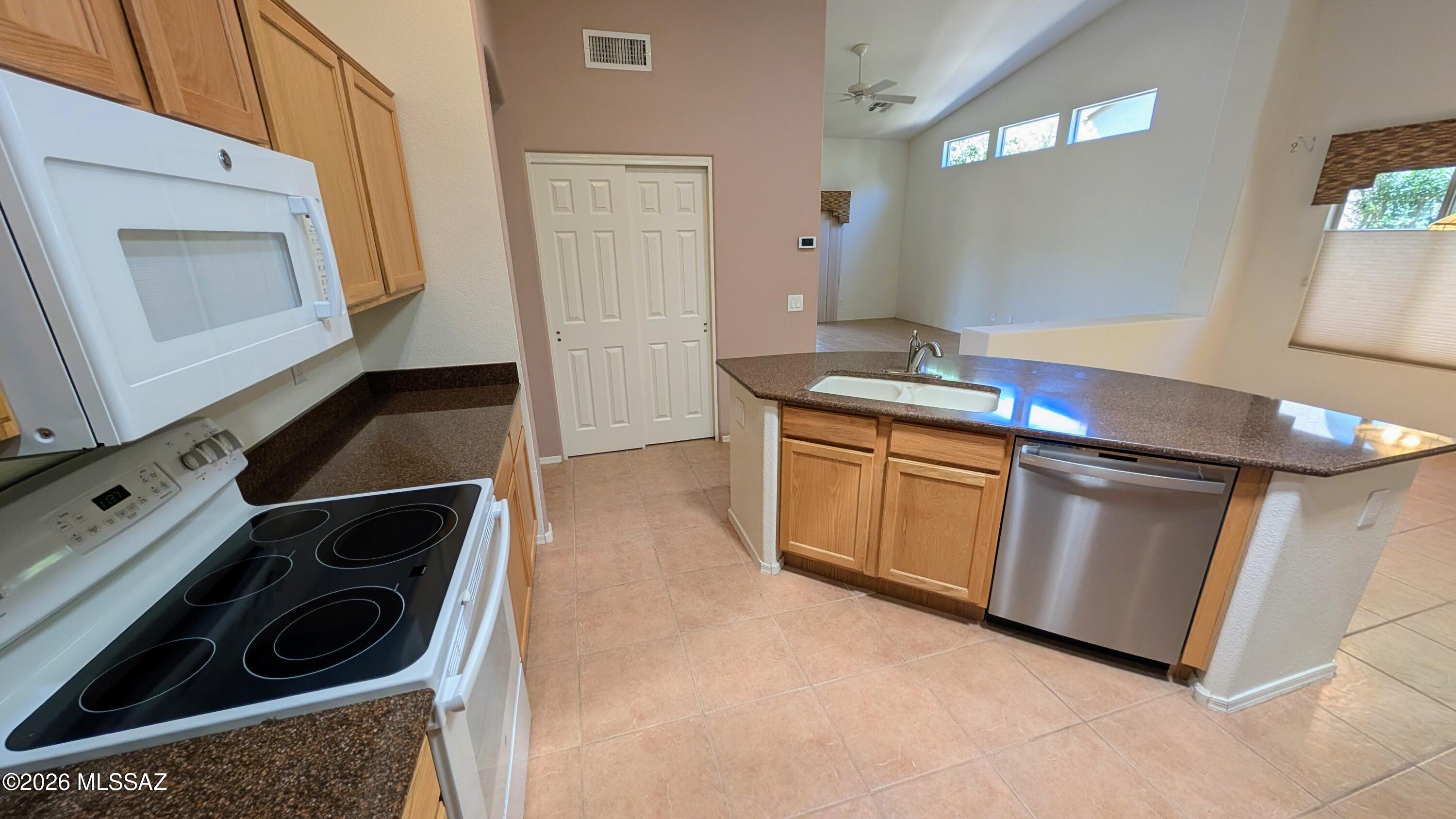 Saddlebrooke - Residential Lease