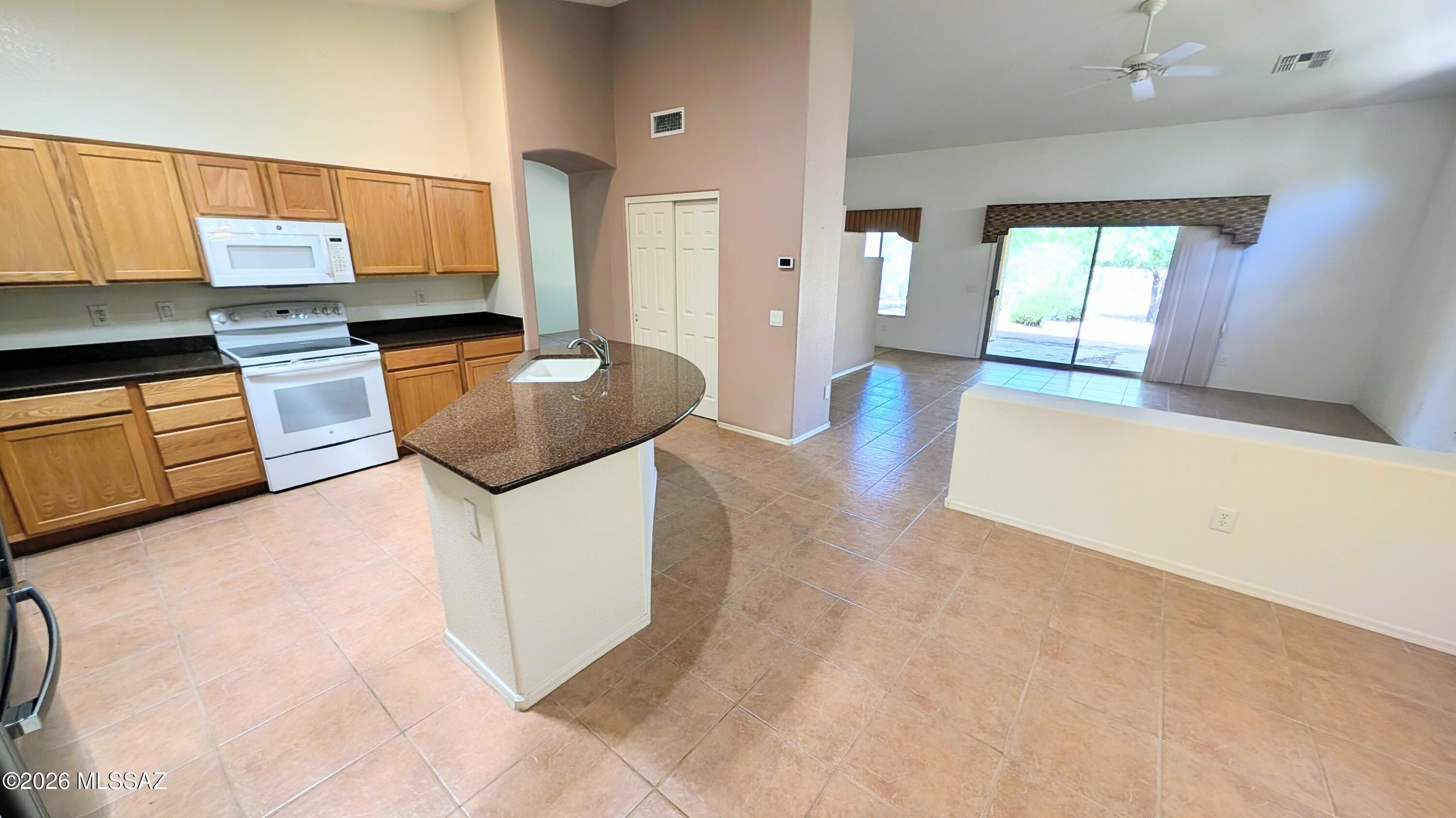 Saddlebrooke - Residential Lease