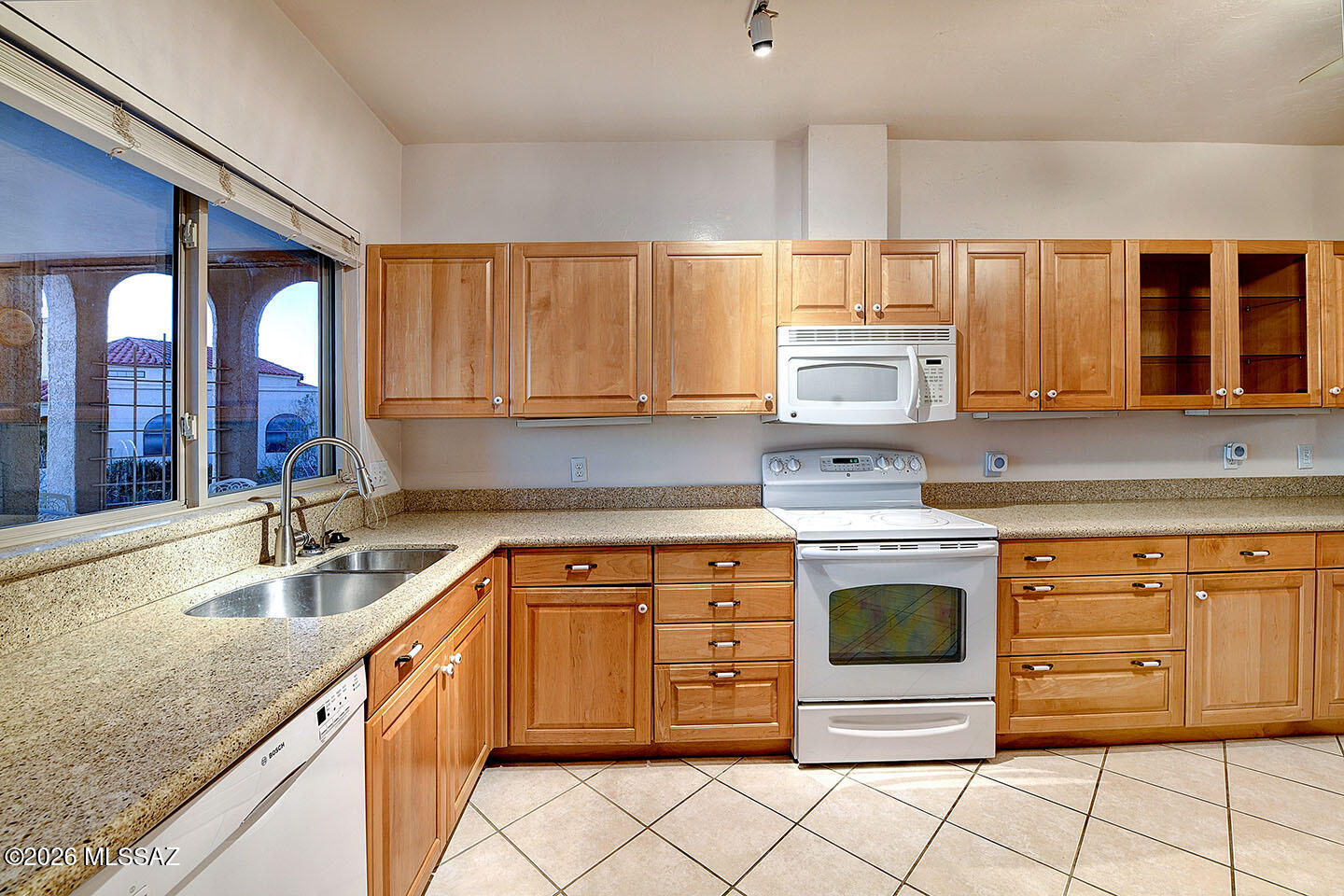 Country Club Vista (1-74) - Residential