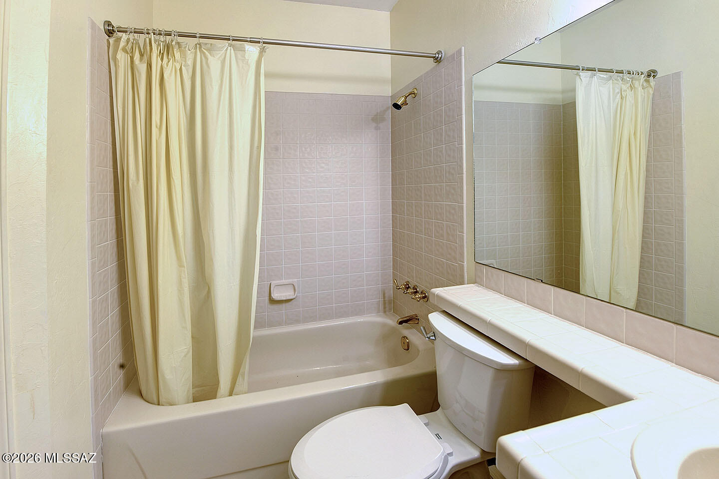 Country Club Vista (1-74) - Residential